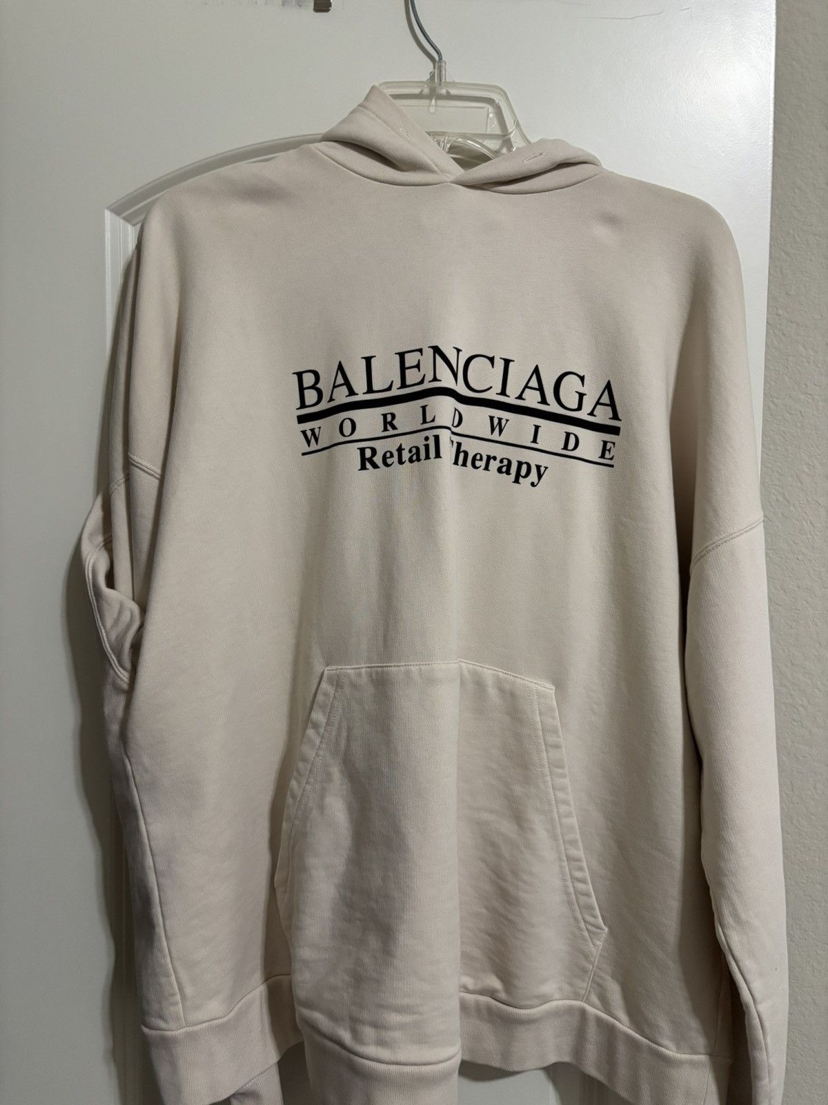 Balenciaga balenciaga “retail therapy” hoodie Size US S / EU 44-46 / 1 - 1 Thumbnail