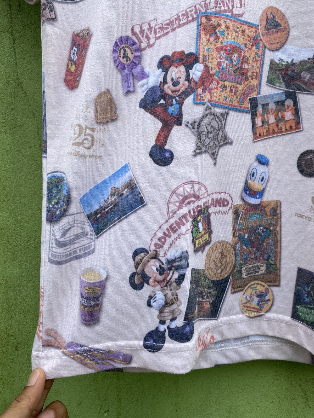 Disney Tokyo Disney Resort Tokyo / Pixar All Over Print Tshirt Size US M / EU 48-50 / 2 - 6 Thumbnail