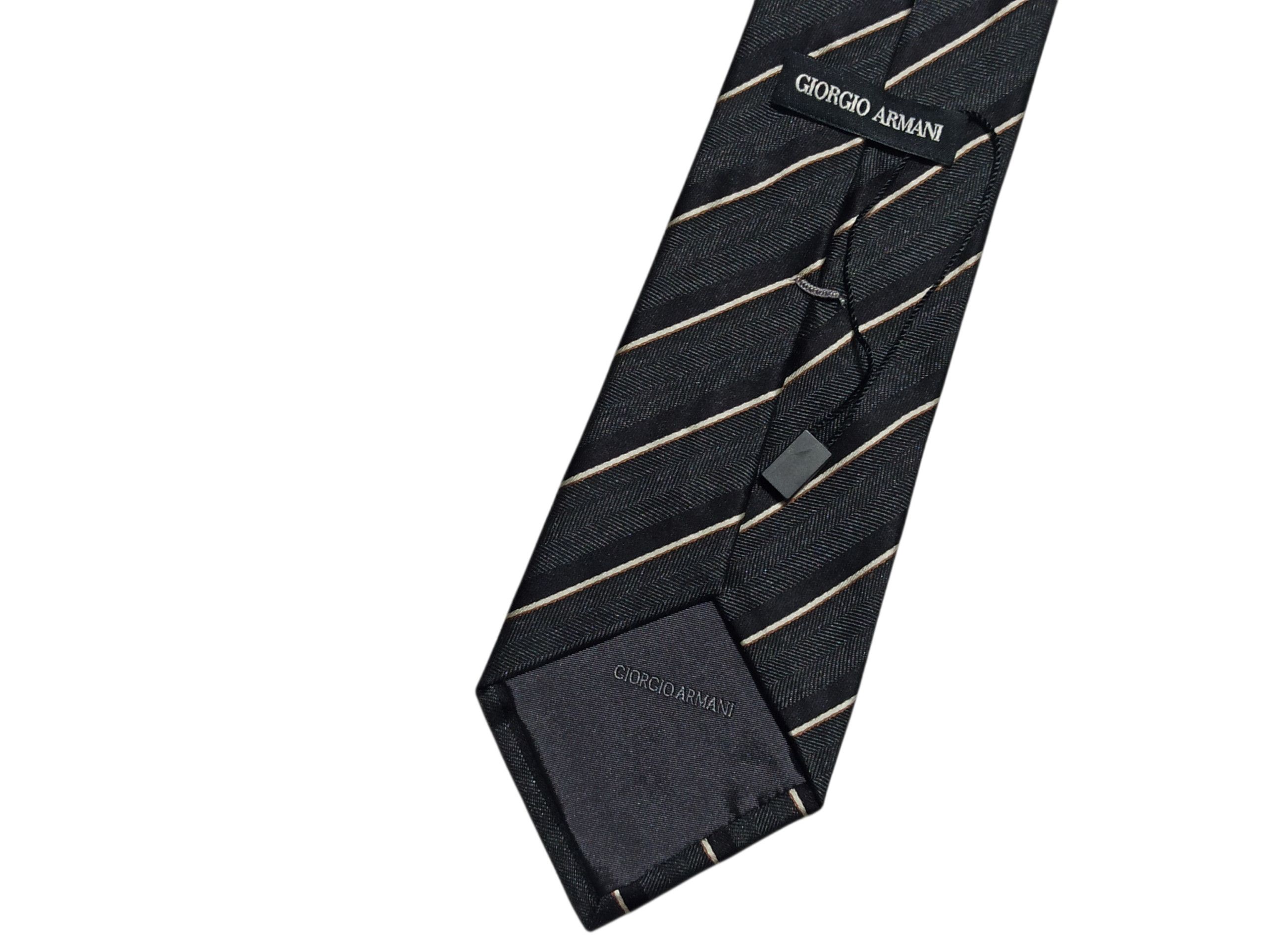 Giorgio Armani NWOT Giorgio Armani Silk Tie HAND MADE IN ITALY Size ONE SIZE - 5 Thumbnail