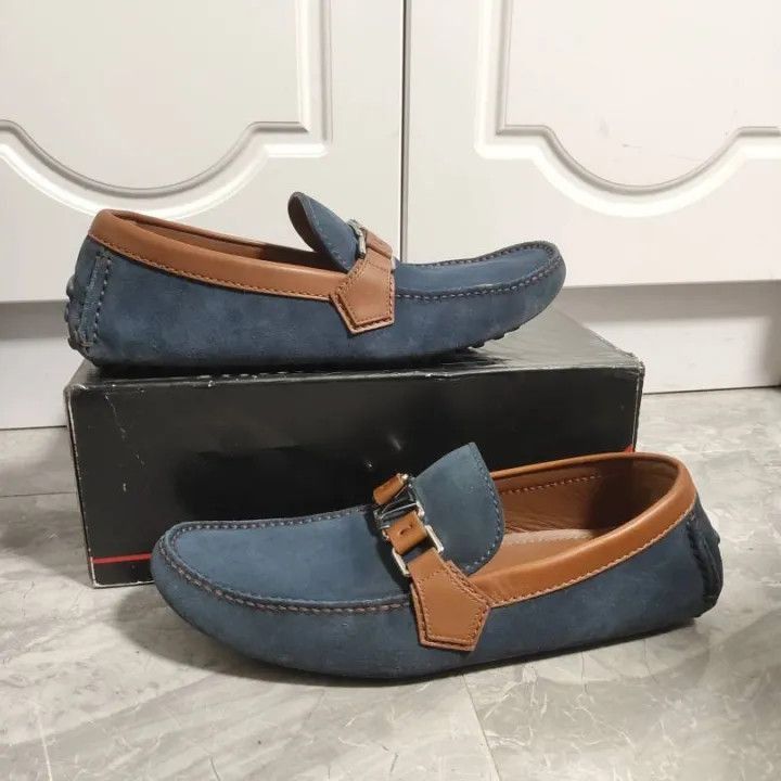 Louis Vuitton Blue Casual Slip-On Shoes for Men -2508