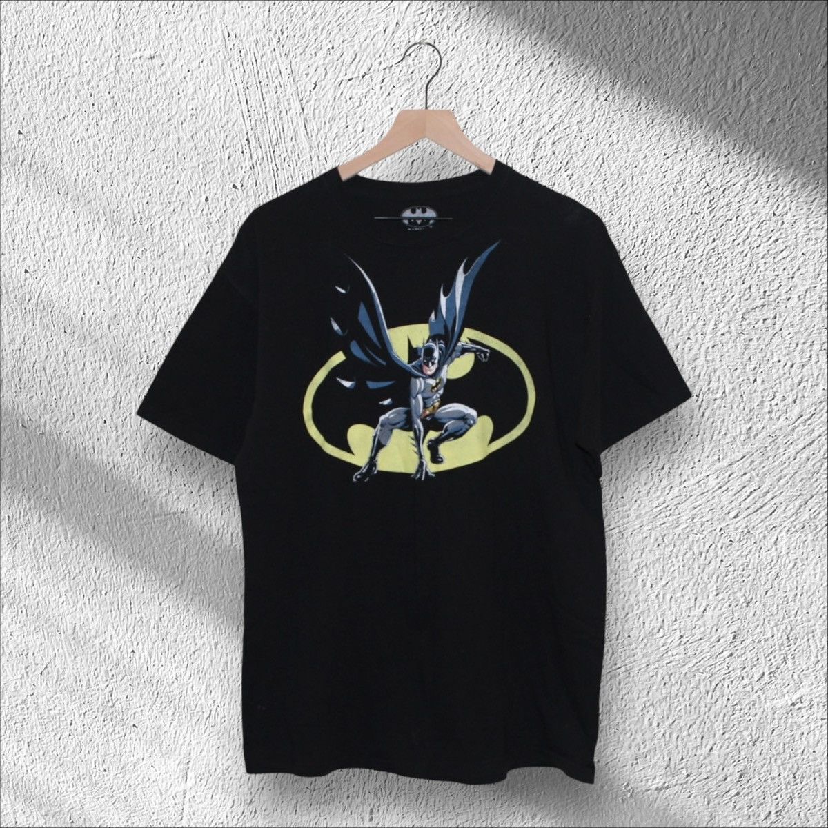DC Comics Batman Retro Graphic Shirt DC Comics Large Size US L / EU 52-54 / 3 - 1 Thumbnail