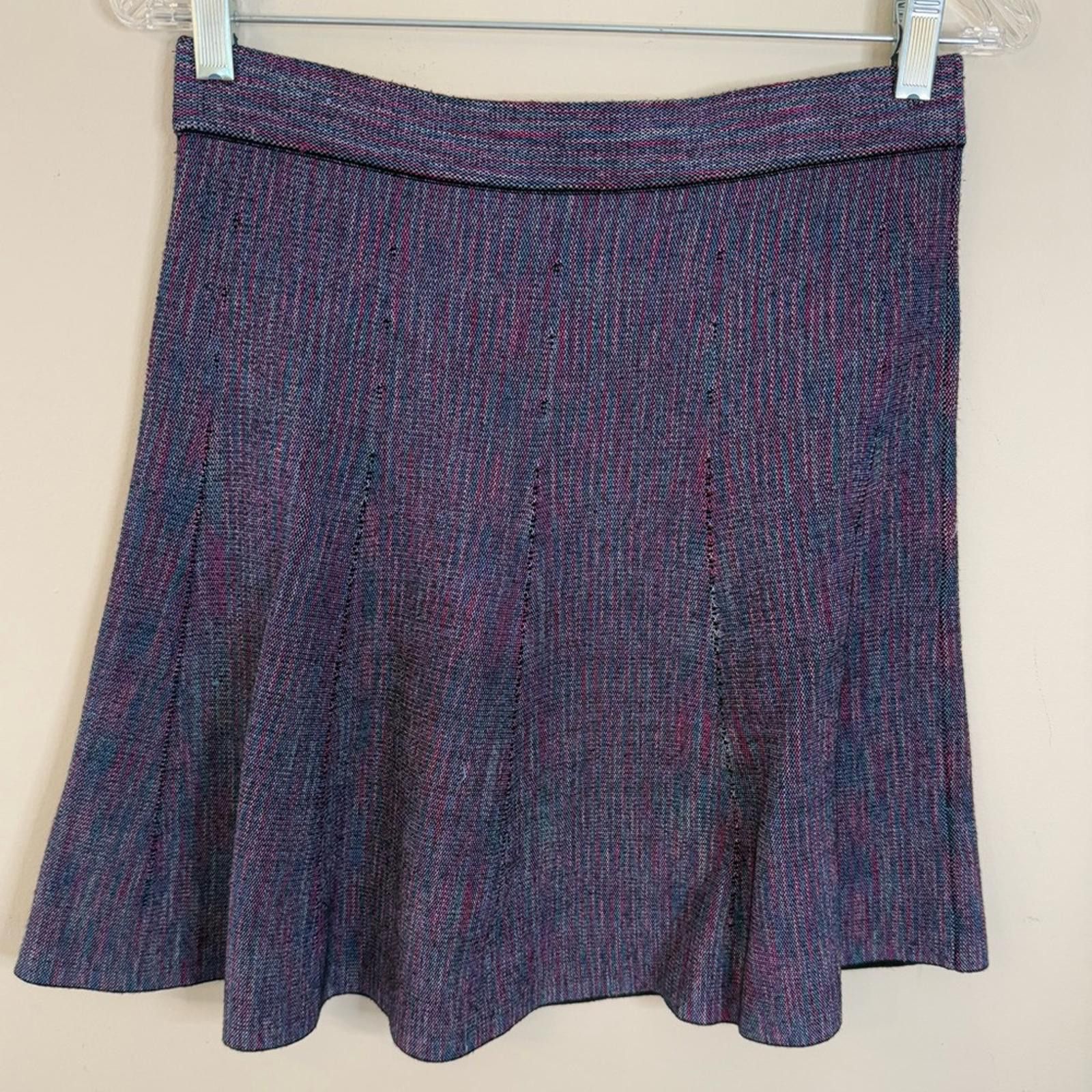 Club Monaco Club Monaco colorful swing mini skirt SZ M Size 32" / US 10 / IT 46 - 2 Thumbnail