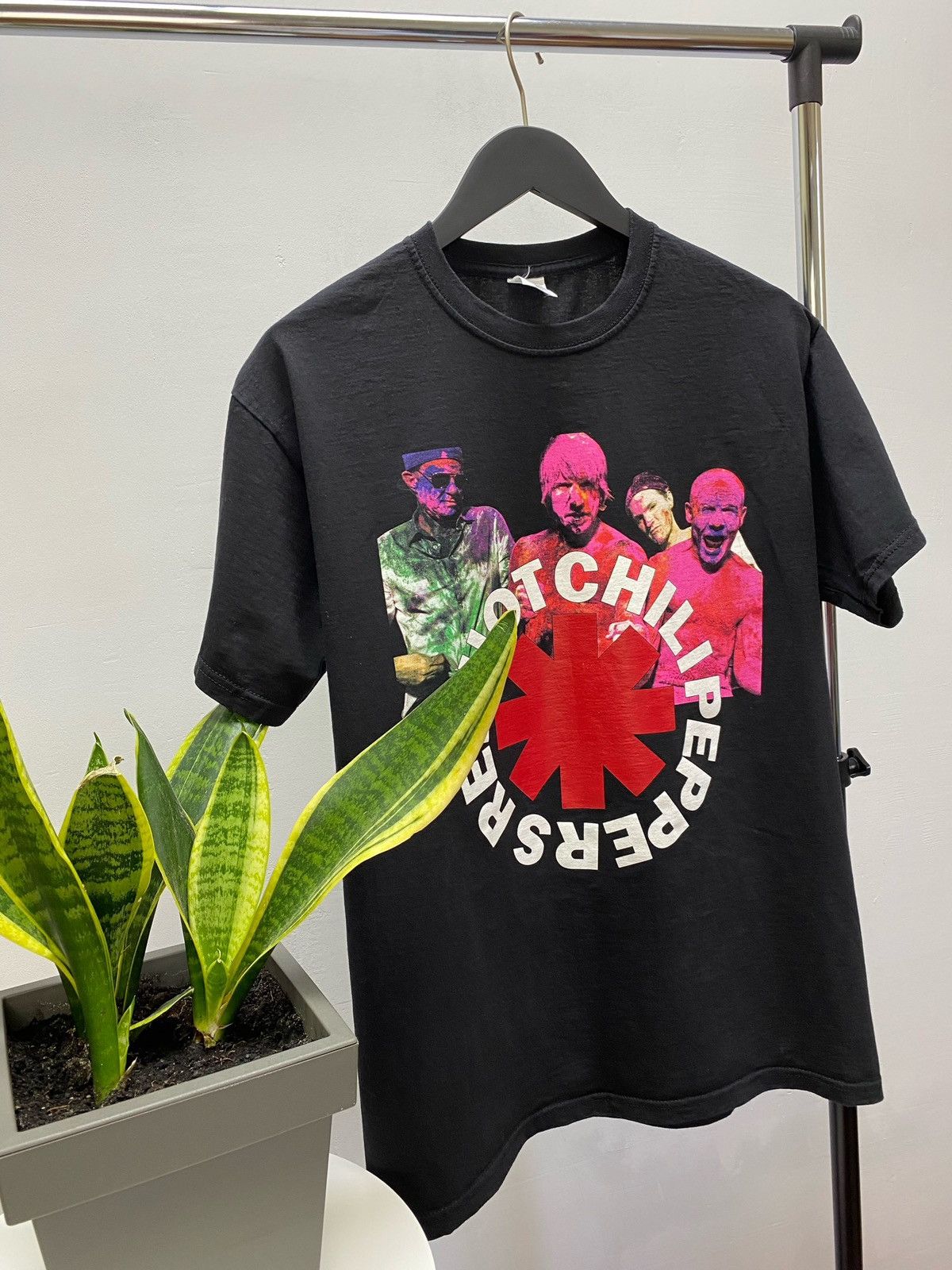 Band Tees × Vintage RHCP Red Hot Chili Peppers Tour 2019 Australia T Shirt Size US L / EU 52-54 / 3 - 3 Thumbnail