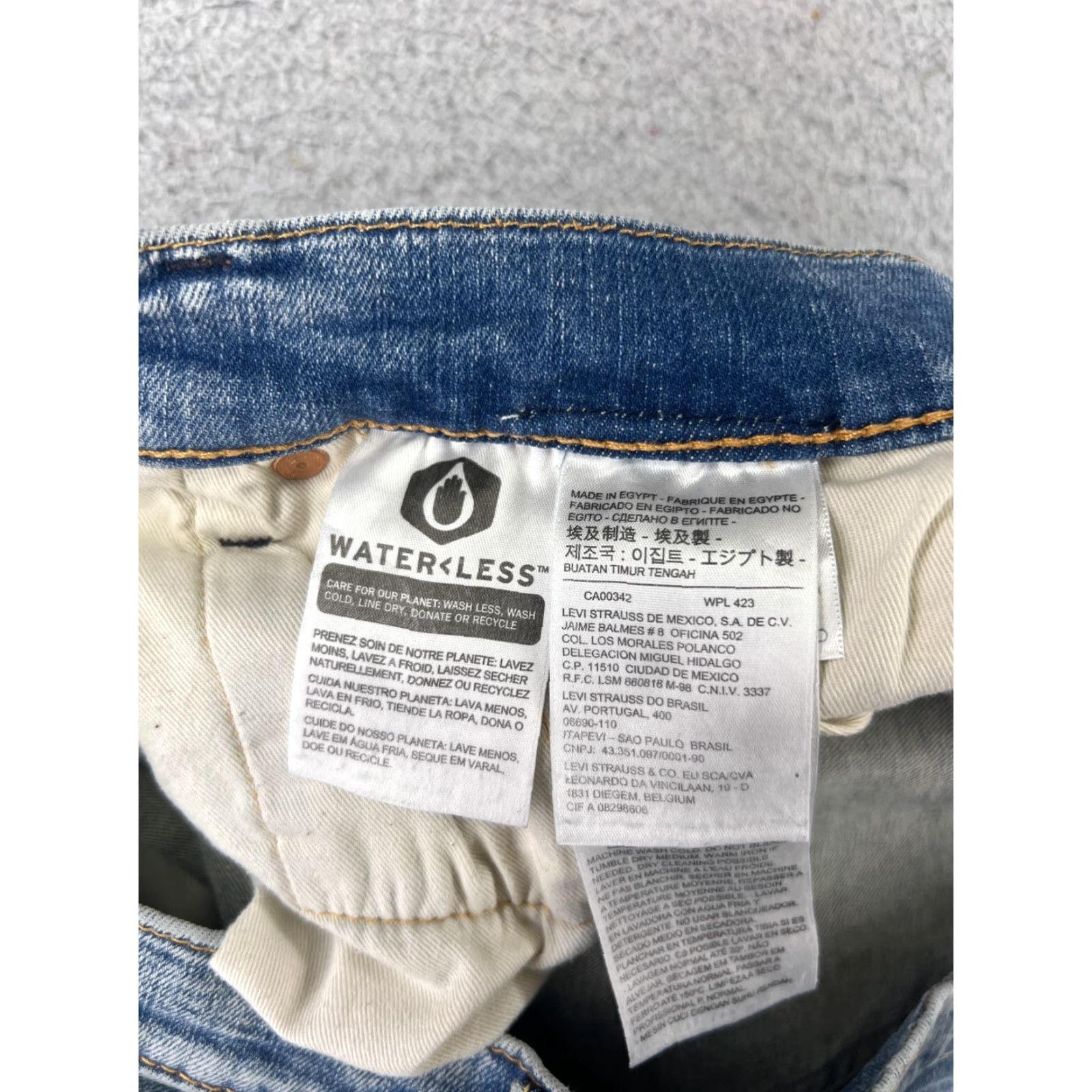 Levi's Levi's Jeans Adult 36 Blue Denim 511 Cotton Blend 33x30 Premium Light Straight Slim 5-Pocket Mens Regular Size US 36 / EU 52 - 7 Thumbnail