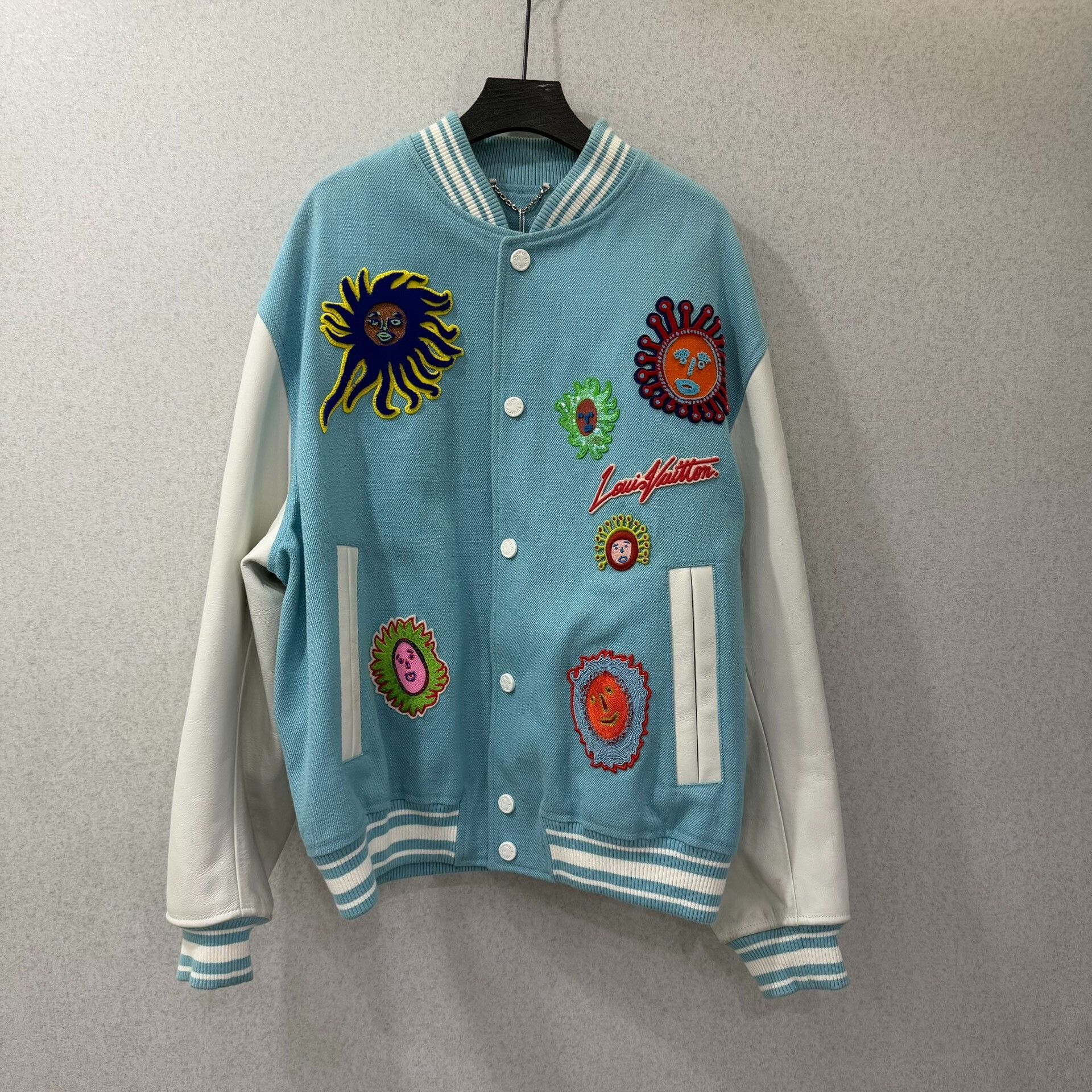 Louis Vuitton Louis Vuitton Collab Embroidered Light Jacket m Men Size US M / EU 48-50 / 2 - 1 Thumbnail