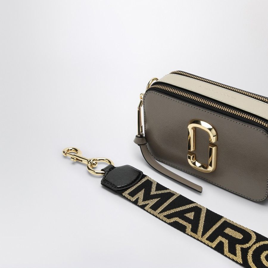 Marc Jacobs o1d2blof0824 Size: OS / Small Snapshot Bag in Grey Size ONE SIZE - 5 Thumbnail