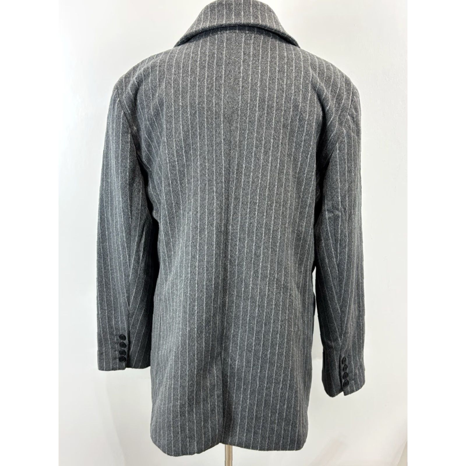 Vintage Universal Thread Relaxed Fit Blazer Jacket Sz Large Women’s Grey Pinstripe Lined Size L / US 10 / IT 46 - 3 Thumbnail