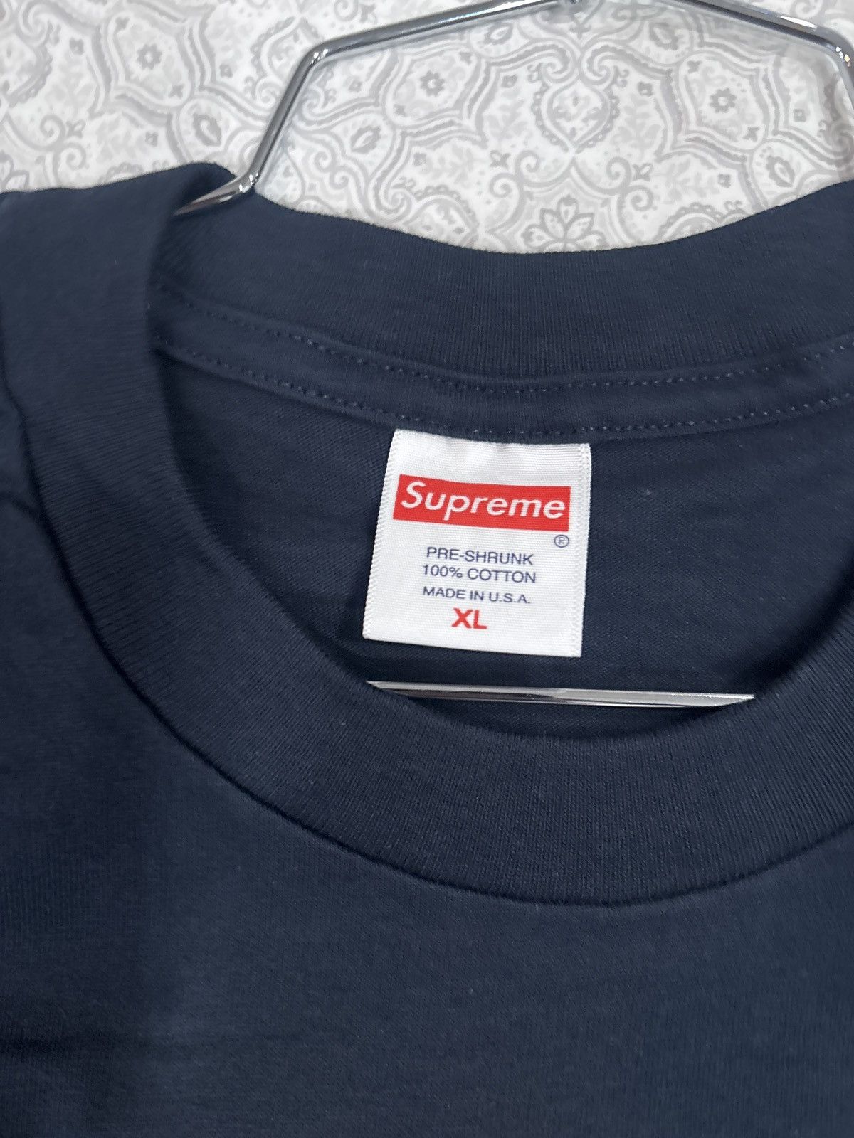 Supreme Supreme Size US XL / EU 56 / 4 - 2 Thumbnail