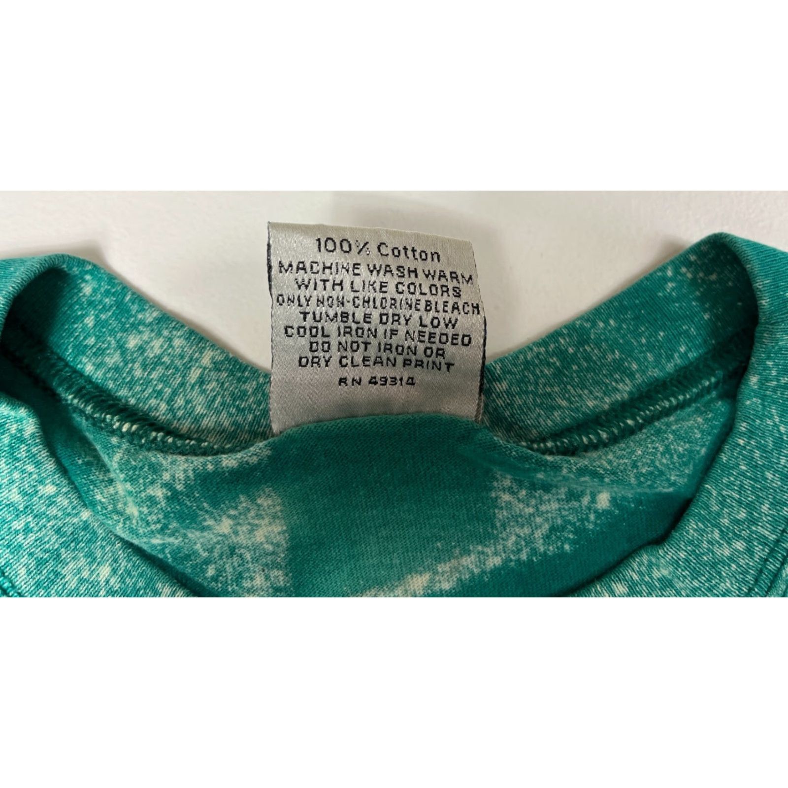 Vintage VINTAGE Gear For Sports Unisex Adults T-Shirt Crew Neck Short Sleeve 90s Peace Sign Green 100% Cotton Sz S Made in USA Men's/Womens Size US S / EU 44-46 / 1 - 6 Thumbnail
