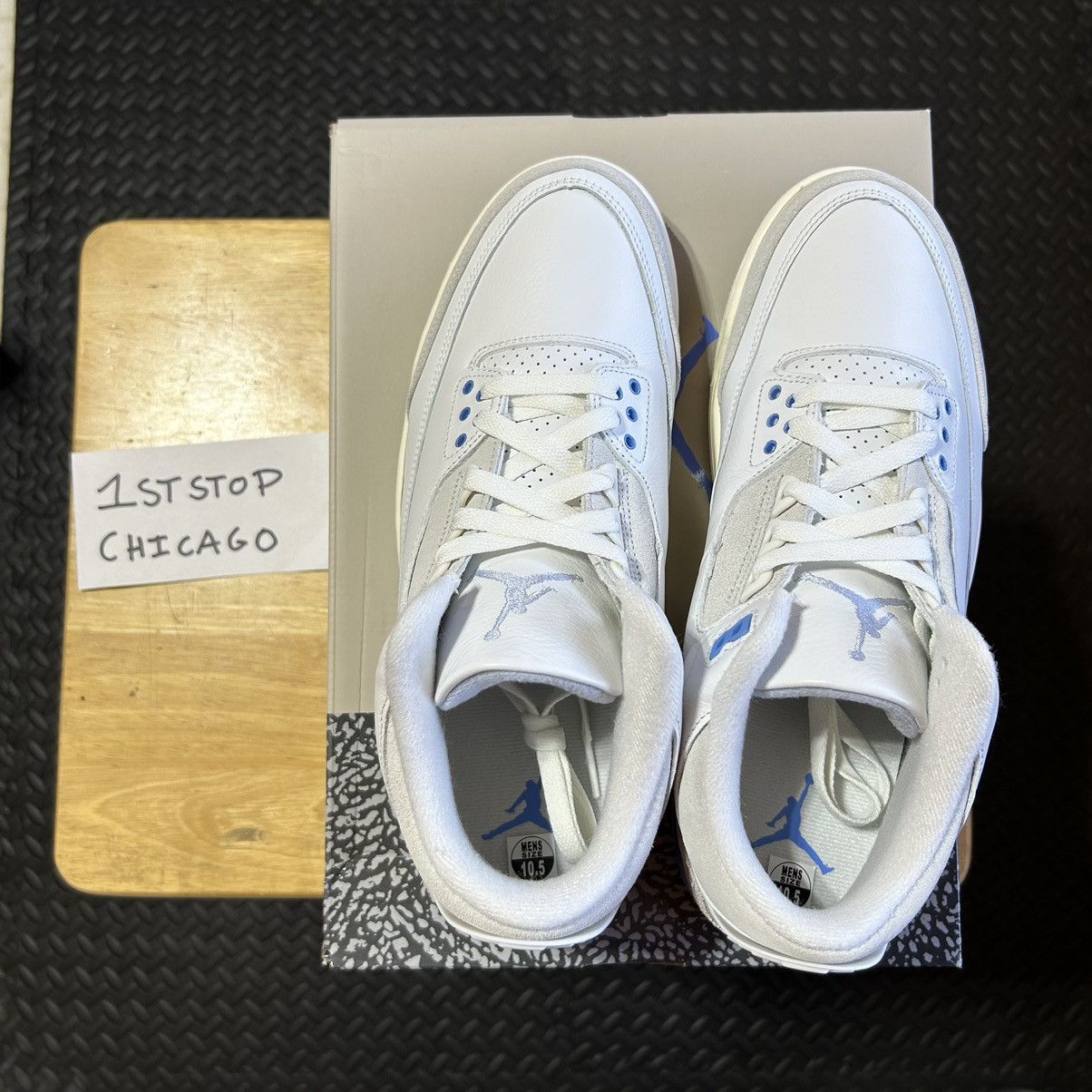 Designer × Jordan Brand × Nike Air Jordan 3 Retro Lucky Shorts CT8532-101 Size 10.5 NEW Size US 10.5 / EU 43-44 - 4 Thumbnail