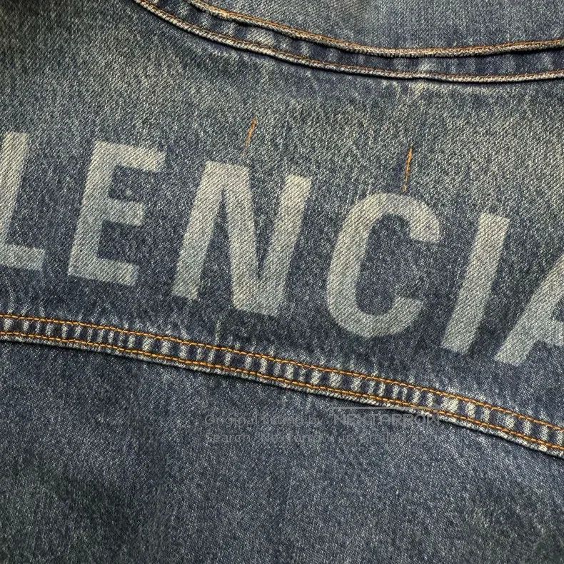 Balenciaga Balenciaga Back Logo Blue Long Sleeve Denim Jacket Size XS / US 0-2 / IT 36-38 - 7 Thumbnail