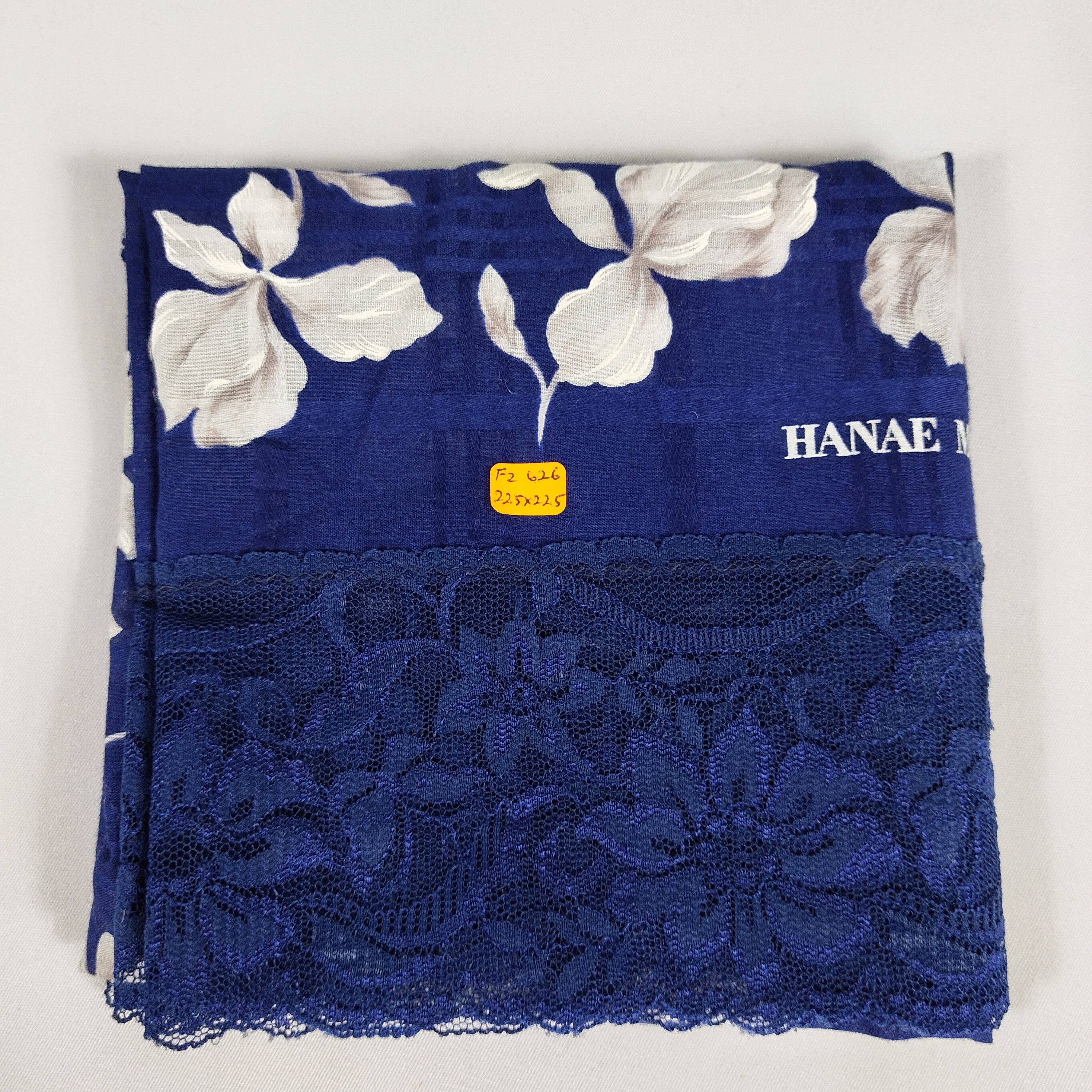 Hanae Mori × Vintage Hanae Mori Handkerchief / Neckerchief / Bandana FZ626 Size ONE SIZE - 2 Thumbnail
