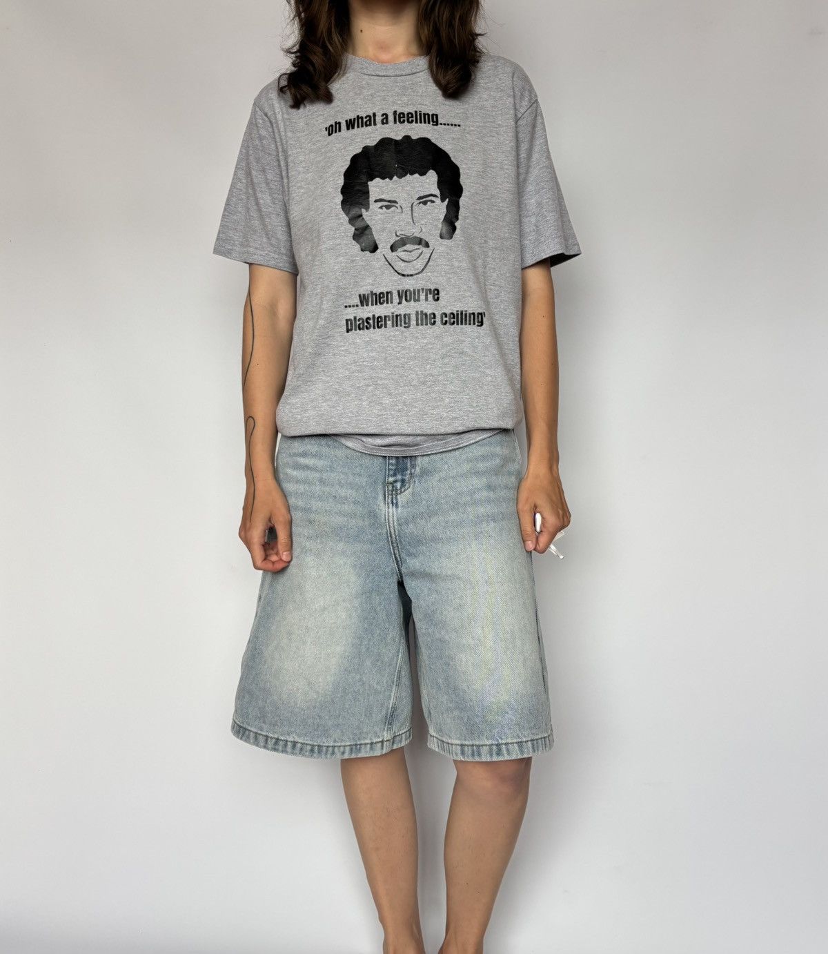 Band Tees Lionel Richie What a feeling Humor Tee Y2K Size US S / EU 44-46 / 1 - 1 Thumbnail
