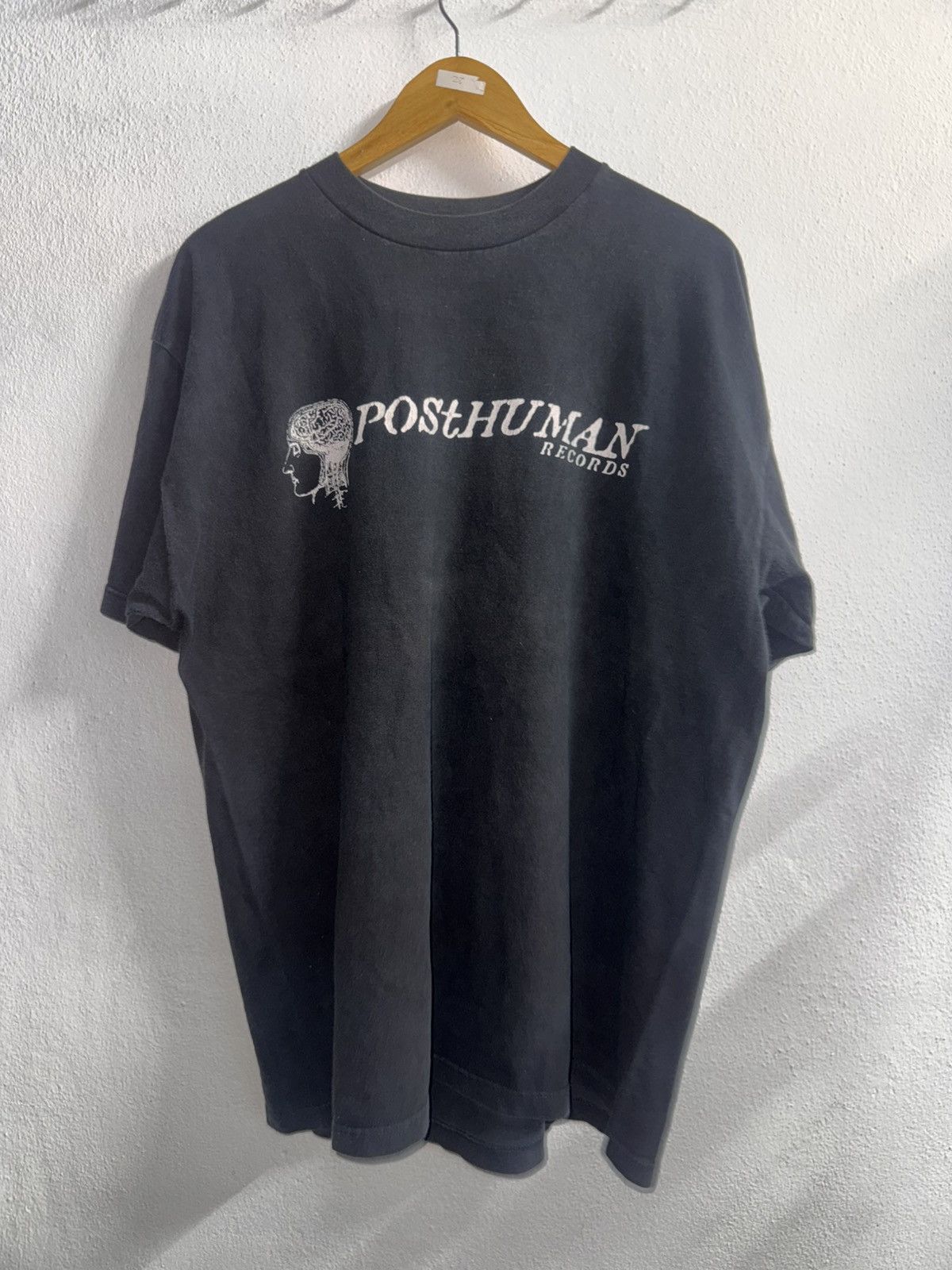 Other 2000s Marilyn Manson Posthuman Record tee Size US XL / EU 56 / 4 - 1 Thumbnail