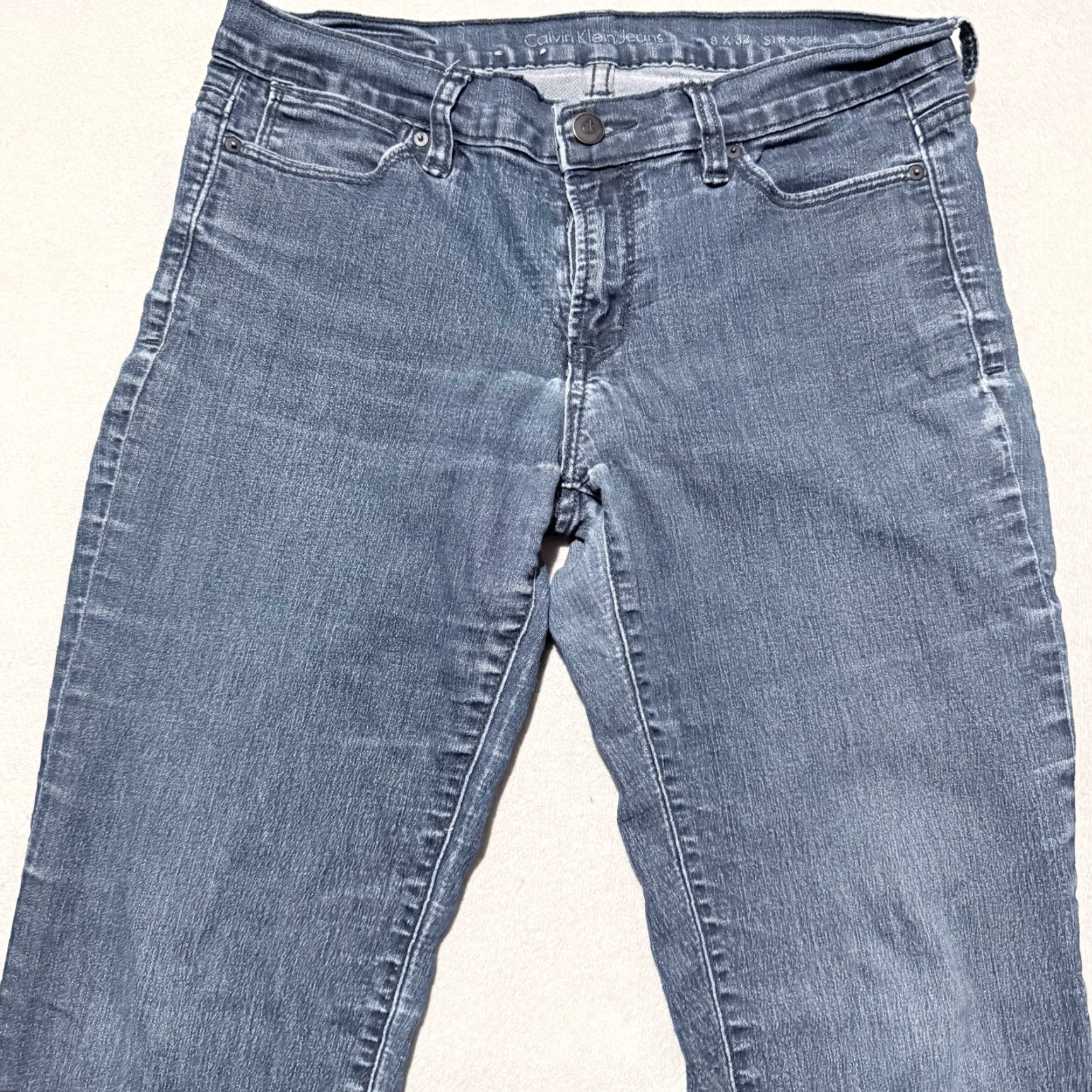 Calvin Klein Calvin Klein Jeans Women’s Dark Wash Denim Stretch Fit Classic Straight Jeans 8 Blue 5-Pocket Design Mens? No — Womens Size 30" / US 8 / IT 44 - 2 Thumbnail