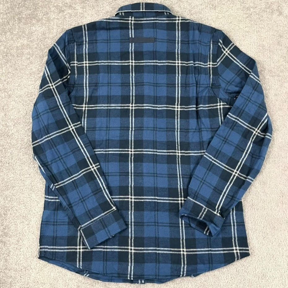 Vintage LL Bean Shirt Men Medium Slim Fit Plaid Flannel Button-Up Blue New Mens Size US M / EU 48-50 / 2 - 7 Thumbnail