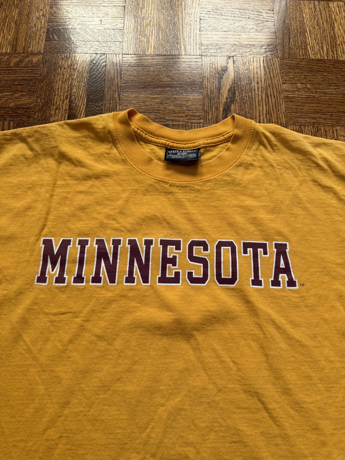 Vintage Vintage Y2K University of Minnesota Graphic Tee Size US XXL / EU 58 / 5 - 2 Thumbnail