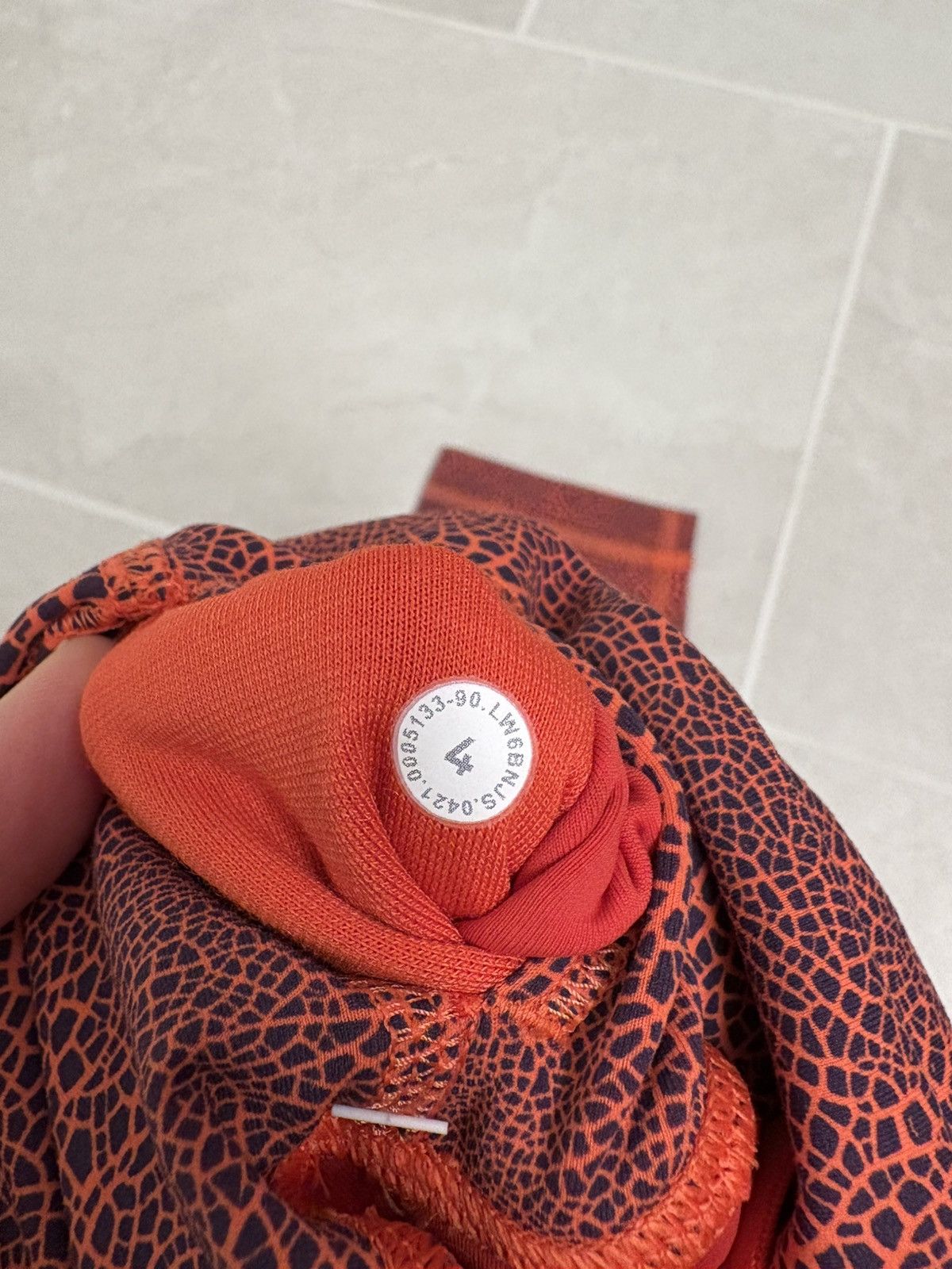 Lululemon Lululemon Wunder HR 23" Crackle Glaze Orange Larkspur Sz 4 Size 27" / US 4 / IT 40 - 11 Thumbnail