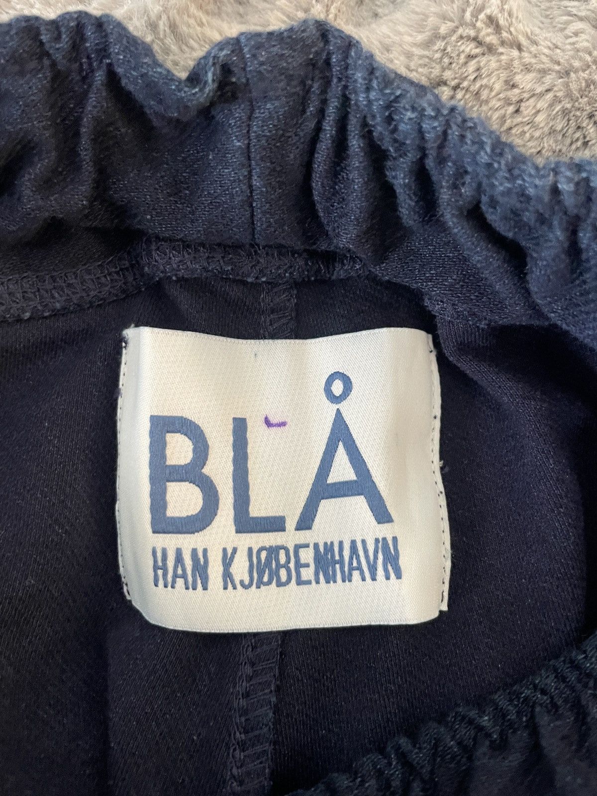 Han Kjobenhavn BLA by Han KJOBenhavin denim slimfit joggers Size US 29 - 8 Thumbnail