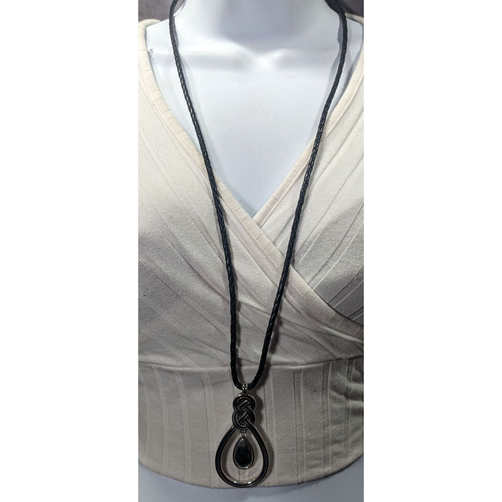 Brighton Vintage Brighton Celtic Knot Teardrop Necklace Size ONE SIZE - 5 Thumbnail