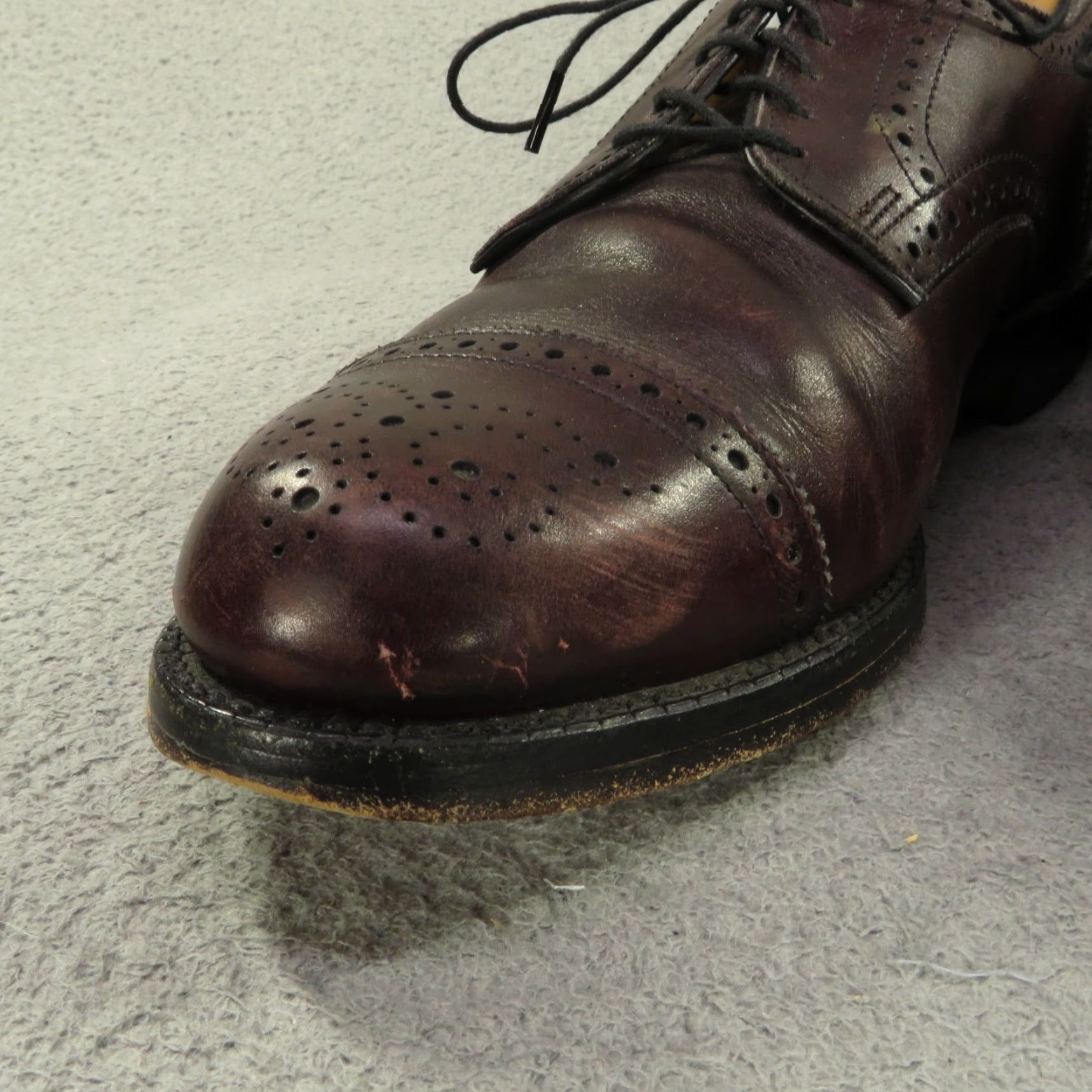 Allen Edmonds Allen Edmonds Shoes Men 8 EEE Oxblood Lexington Derby Cap Toe Oxford Dress Shoe Size ONE SIZE - 4 Thumbnail