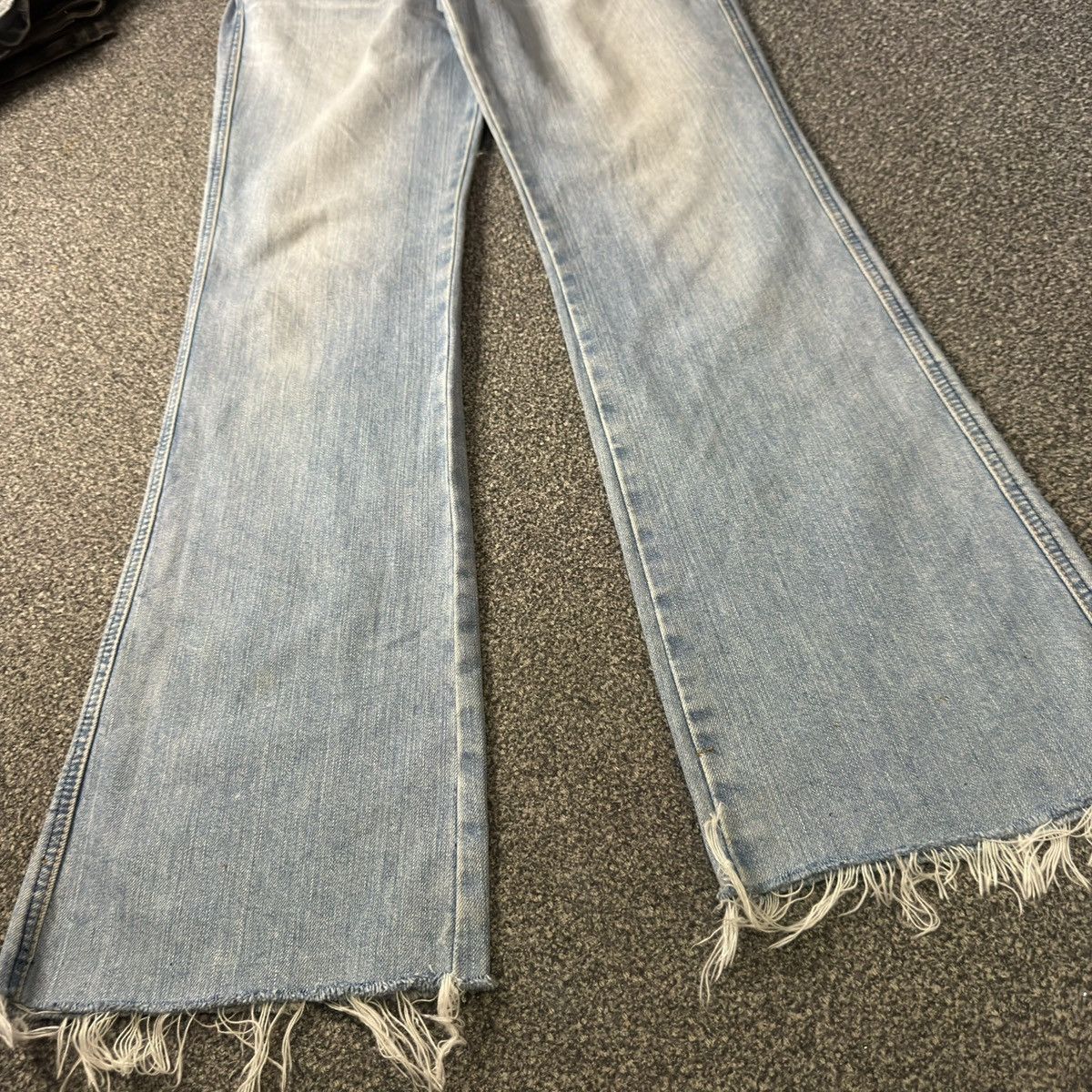 Beauty Beast 🔥🇯🇵 Flared Sick Vintage Y2K Levis 553 Ripped Jeans W31 Size US 31 - 7 Thumbnail