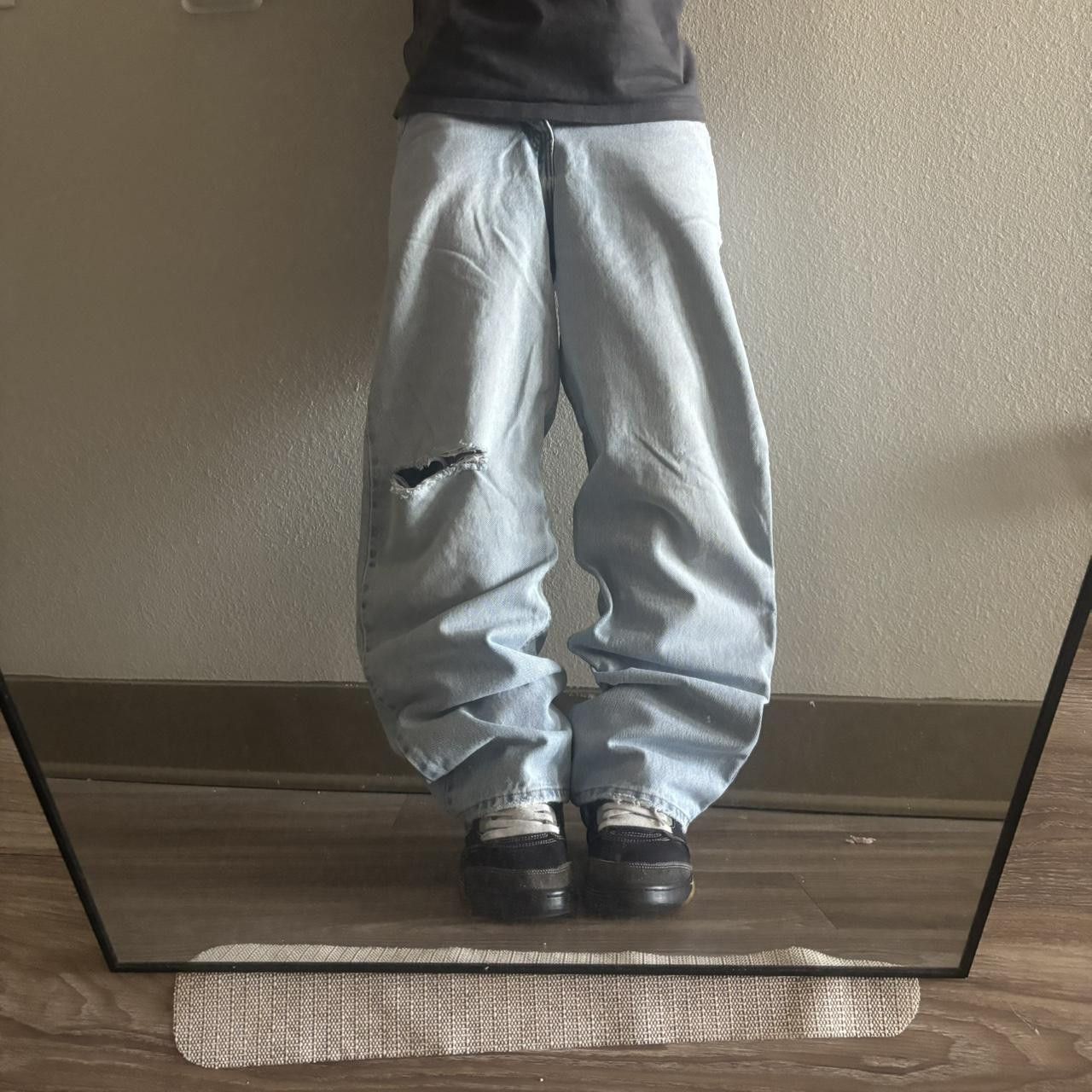 Levi's Crazy Vintage 90s Baggy Light Wash Levis Distressed Denim Jeans! 30x32 Size US 30 / EU 46 - 1 Thumbnail