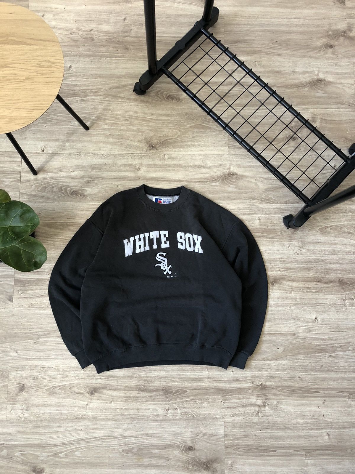 Russell Athletic Vintage Russell Athletic White Sox Baseball Faded Sweatshirt Size US L / EU 52-54 / 3 - 1 Thumbnail