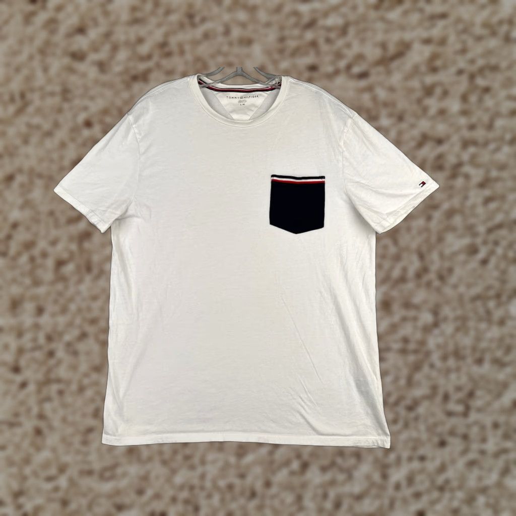 Tommy Hilfiger Tommy Hilfiger Shirt Men L White Short Sleeve Crew Neck Pocket Cotton Embroidered Logo American Mens Size US L / EU 52-54 / 3 - 1 Thumbnail