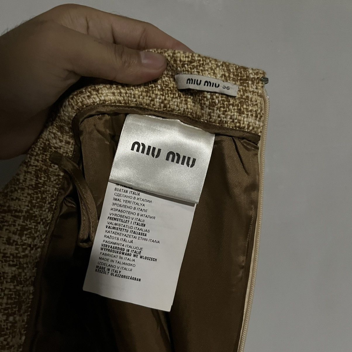 Miu Miu SS15 Miu Miu Tweed Suede Midi Skirt Size 25" / US 0 / IT 36 - 7 Thumbnail