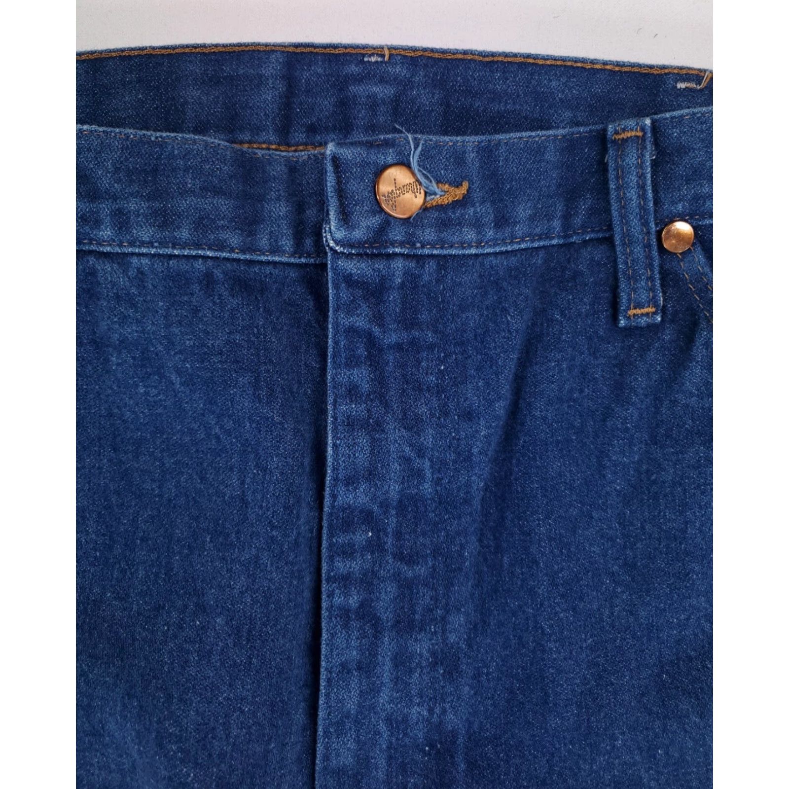 Wrangler VINTAGE Wrangler 13MWZ Jeans Men 35x37 Actual Blue VTG Y2K Straight 37 Inseam Mens Jeans Size US 35 - 2 Thumbnail
