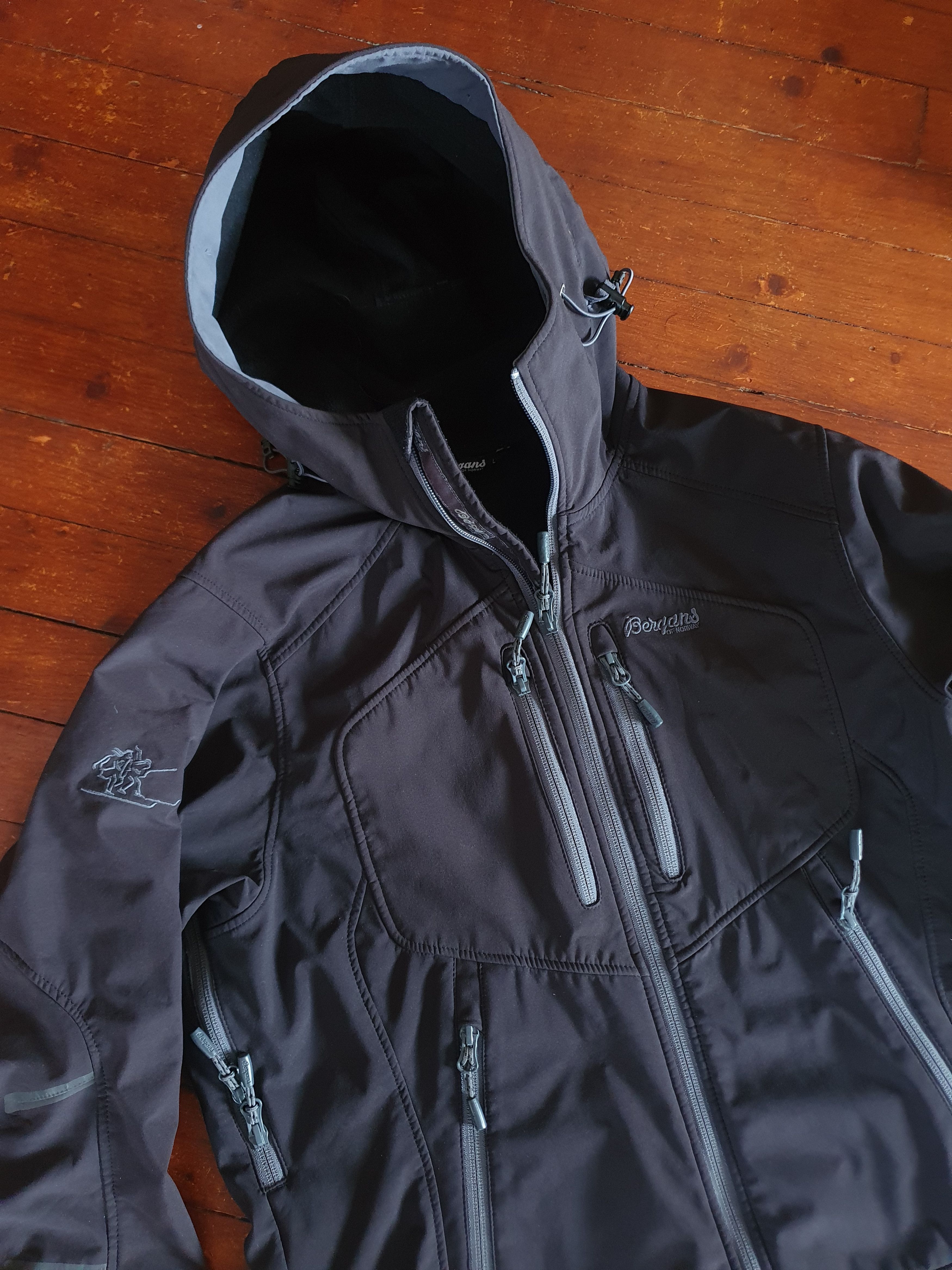 Bergans of Norway Bergans of Norway 1563 Stranda Lady Soft Shell Jacket sz L Size L / US 10 / IT 46 - 6 Thumbnail