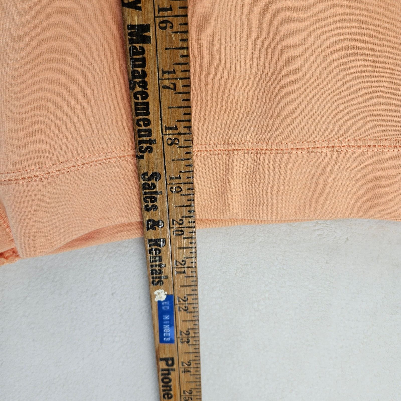 Nike NIKE GENDER NEUTRAL XLARGE COMFY ORANGE SHORTS DJ0377-805 Size US 40 / EU 56 - 4 Thumbnail