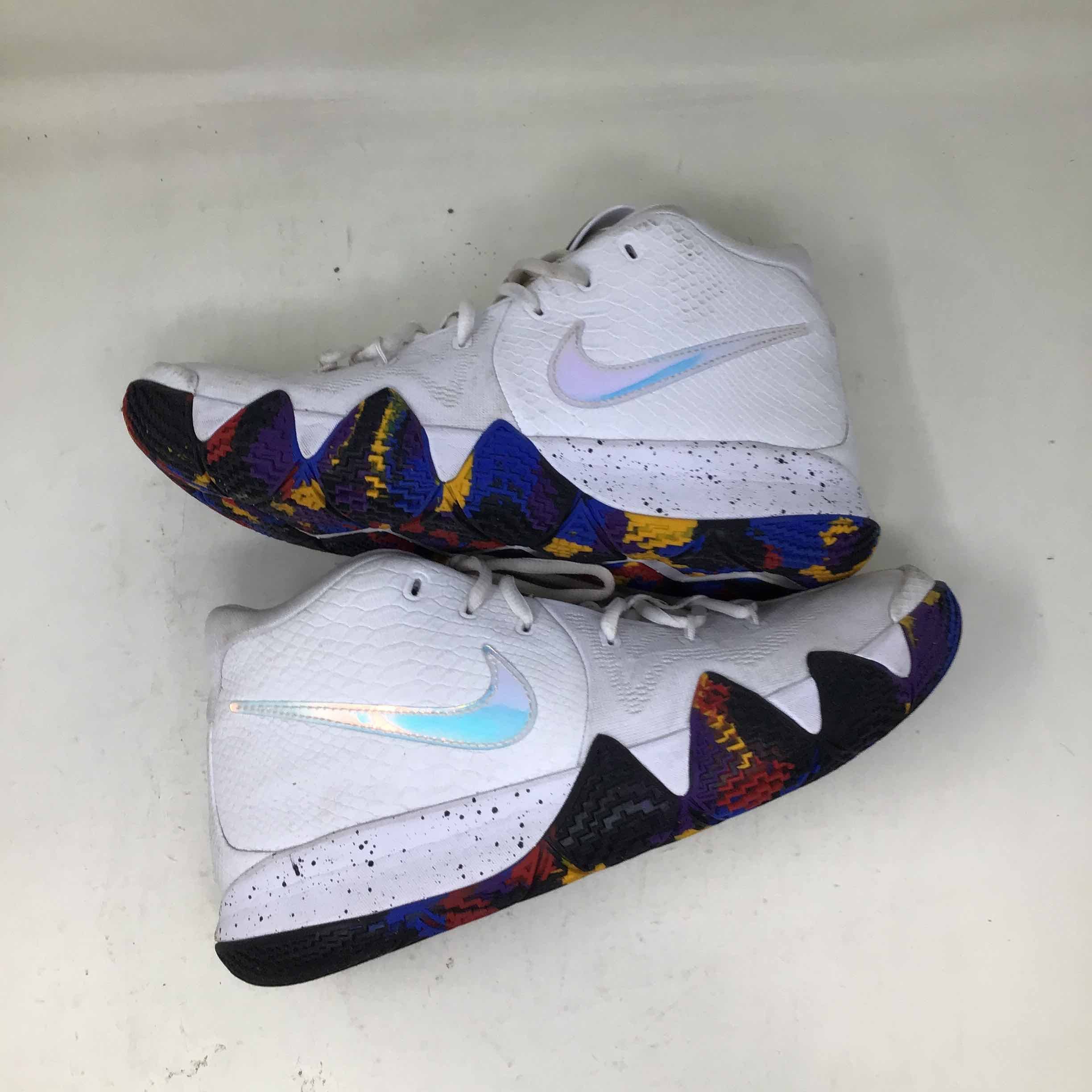 Kyrie 4 NCCA Kyrie 4 Ncaa | Grailed main image 2