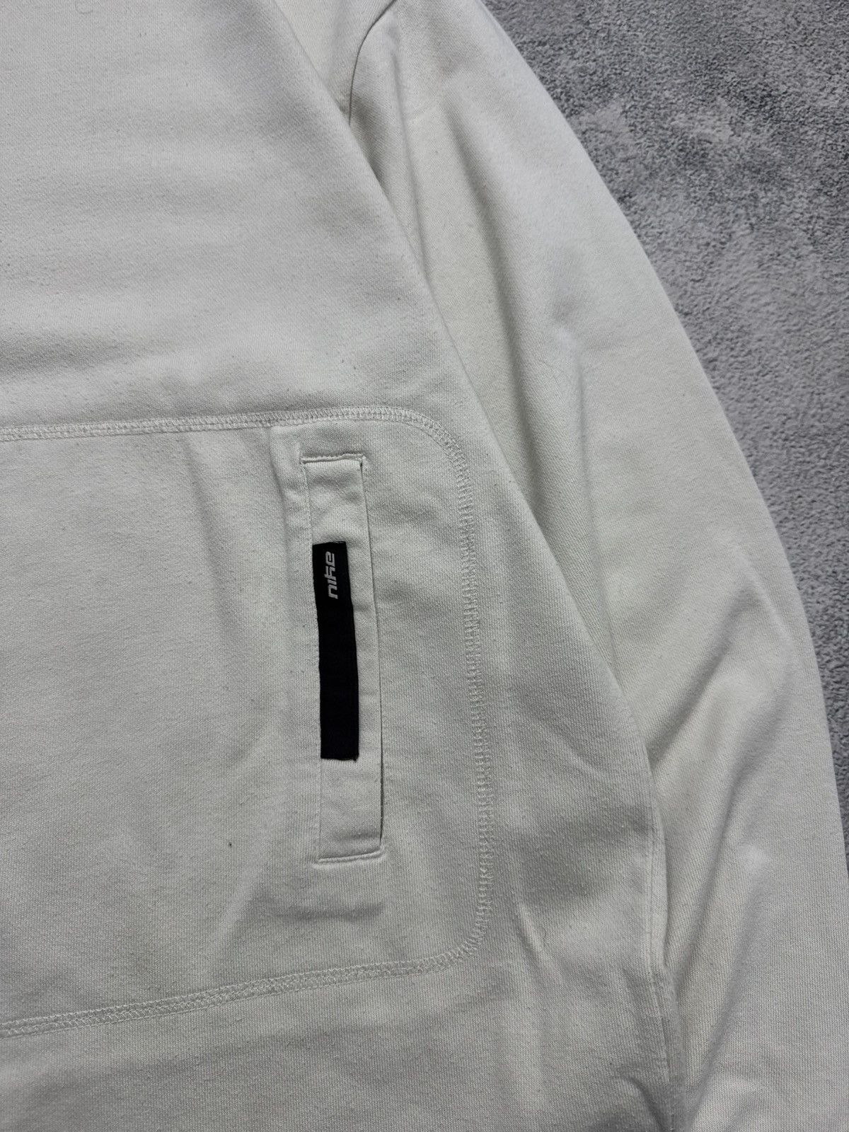 Nike Vintage Y2k Nike Mini Swoosh Sweatshirt 90’s Size US M / EU 48-50 / 2 - 8 Thumbnail