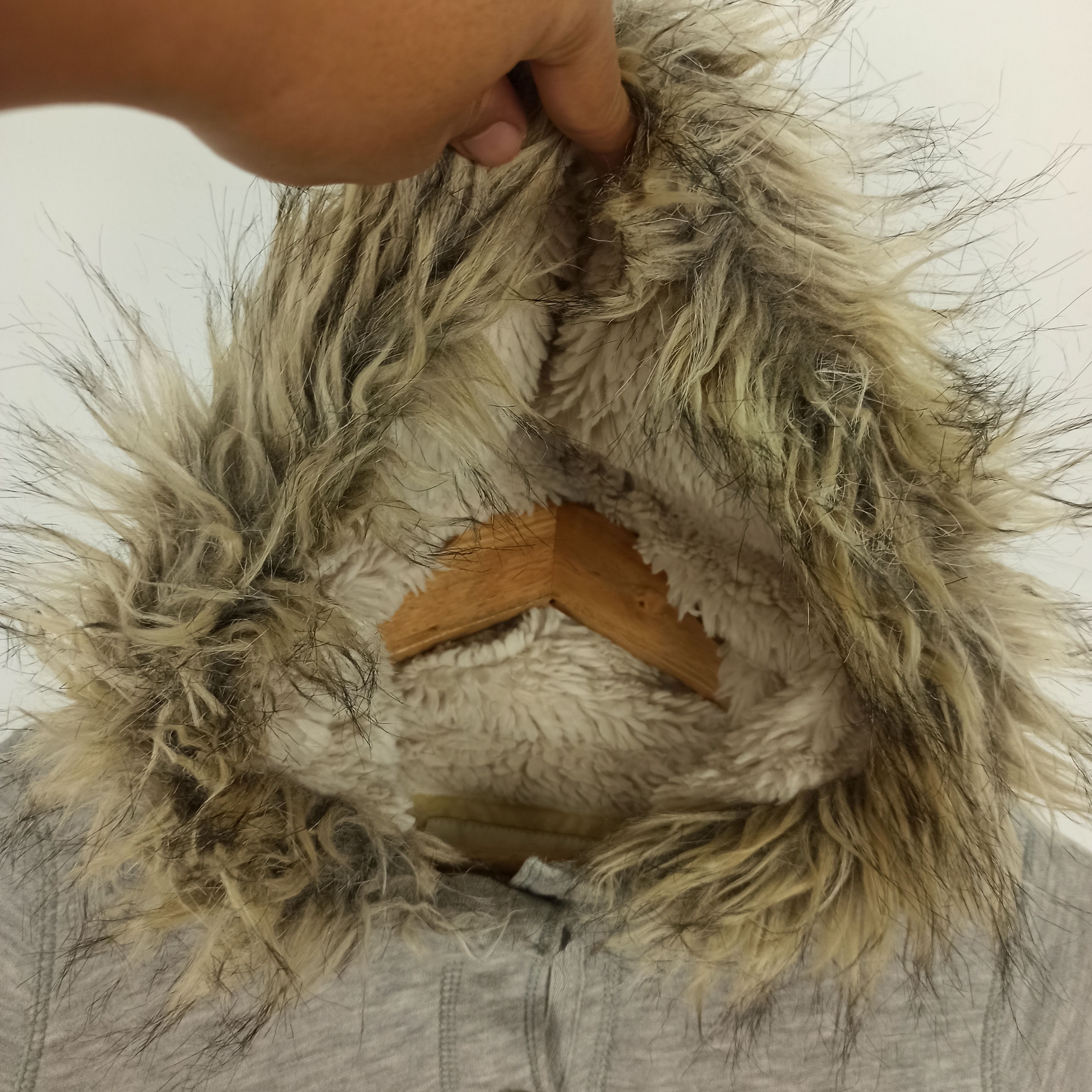 If Six Was Nine Abercrombie & Fitch Mink Fur Hoodie Size M / US 6-8 / IT 42-44 - 4 Thumbnail