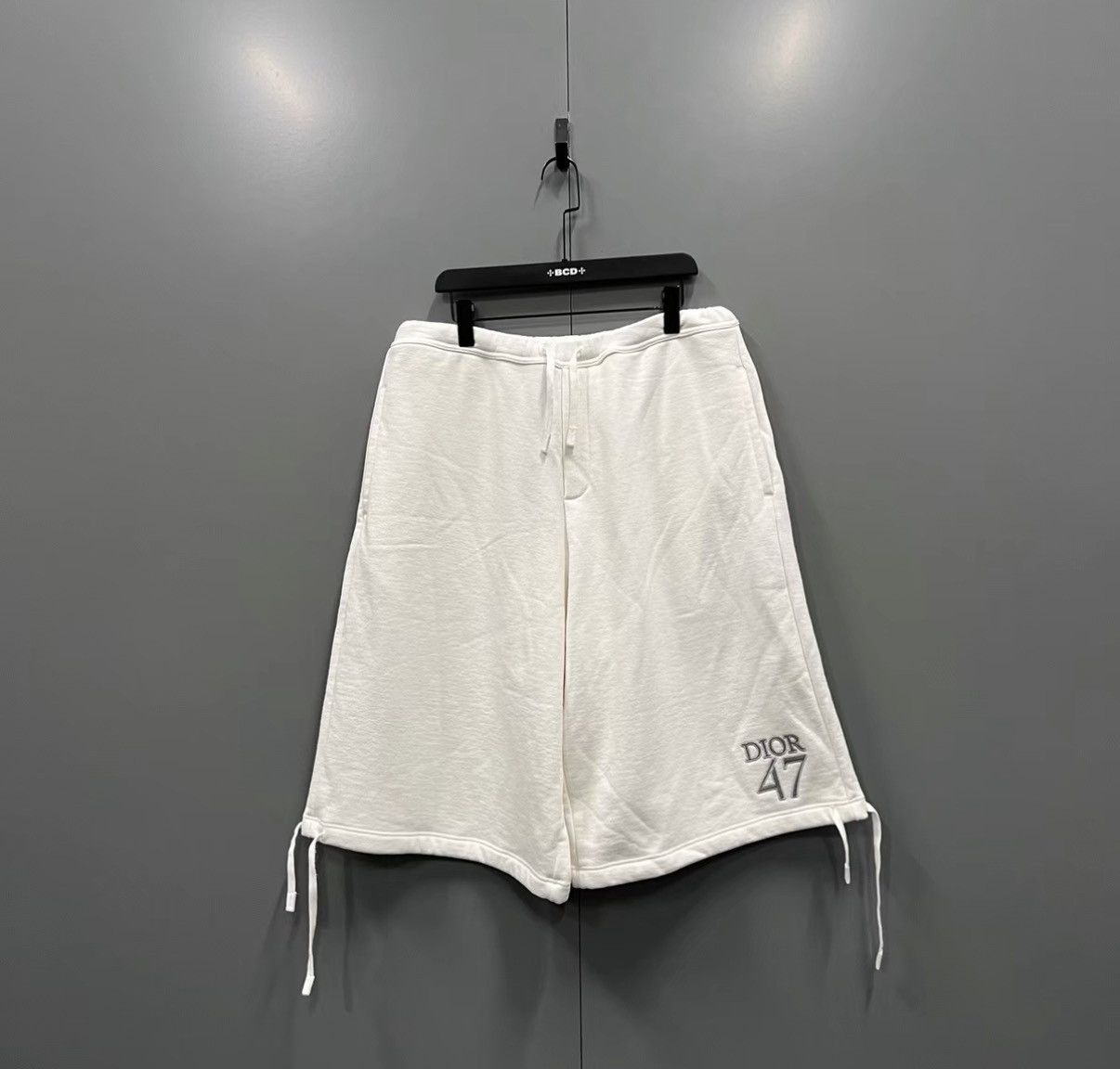 Dior Dior Letter & Number Embroidered Shorts J41 Size US 36 / EU 52 - 1 Thumbnail