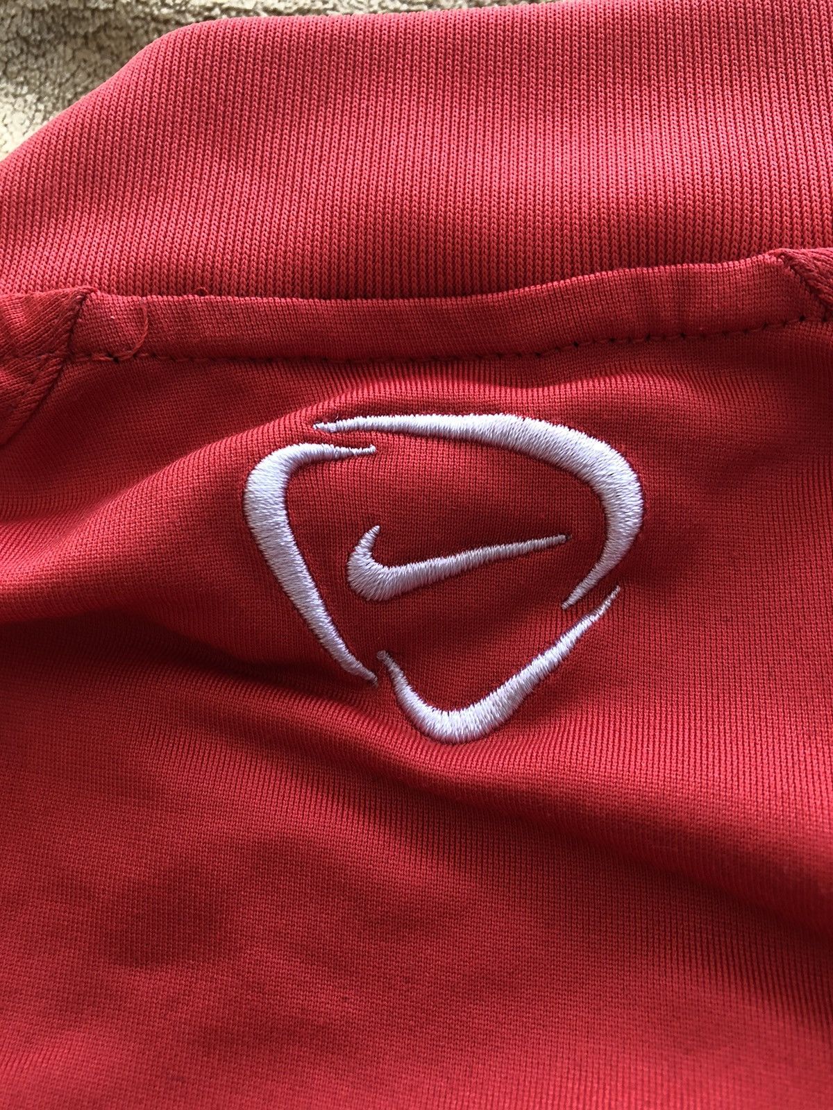 Nike NIKE RC GRASSE SWITZERLAND FOOTBALL VINTAGE ZIP SWEATSHIRT Size US S / EU 44-46 / 1 - 3 Thumbnail