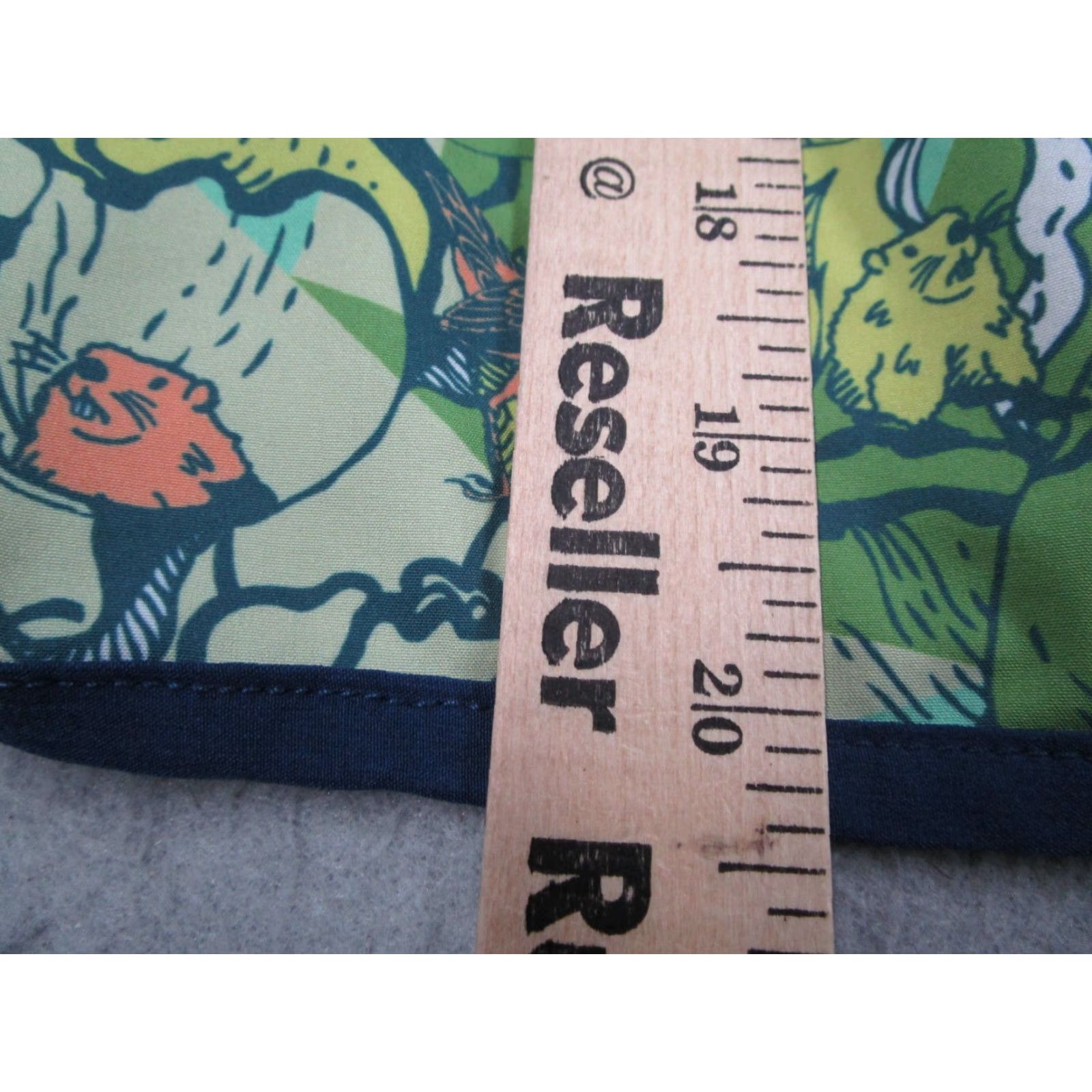 Vintage William Murray Shorts Mens 34 Green AOP Animals 8" Swim Trunks Resort Size US 34 / EU 50 - 7 Thumbnail