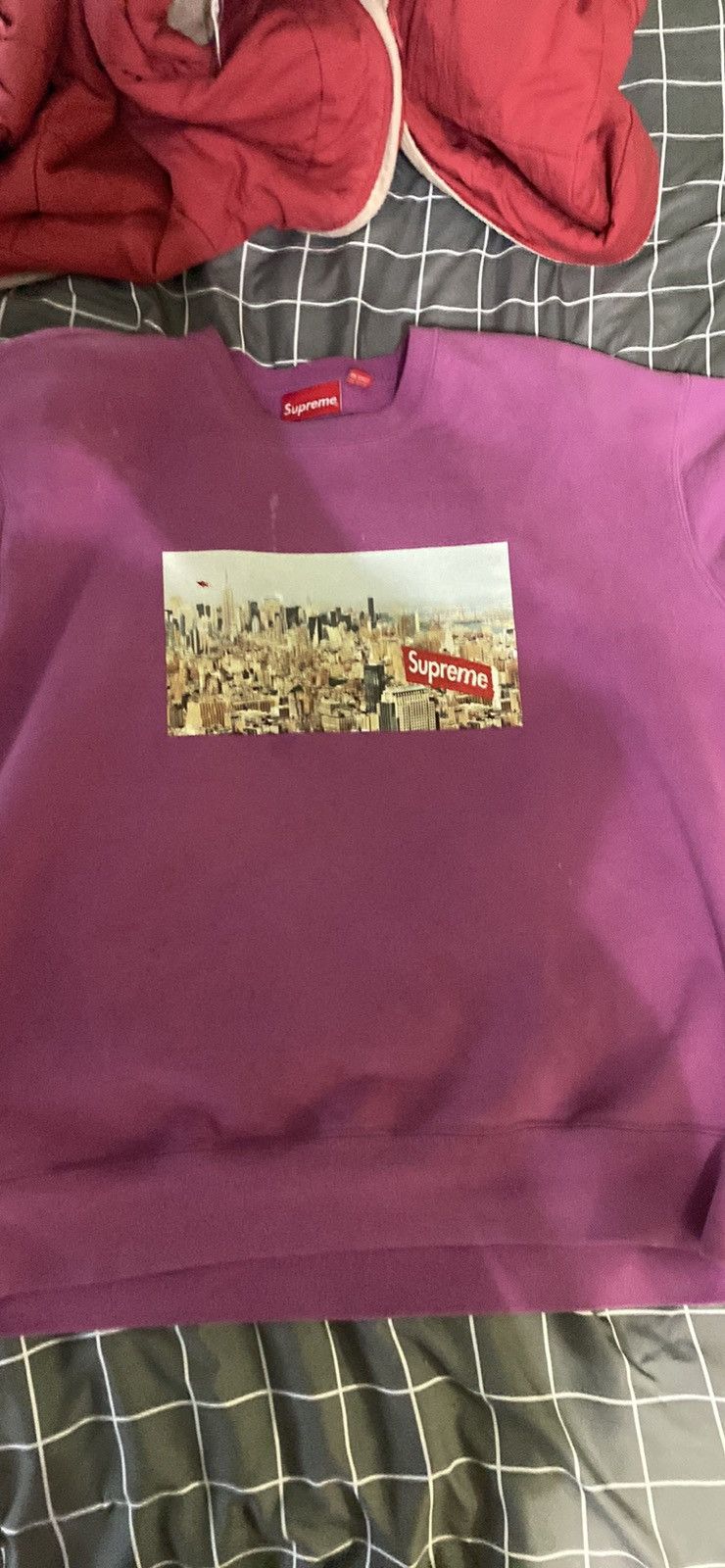 Supreme aerial crewneck pink lightly worn