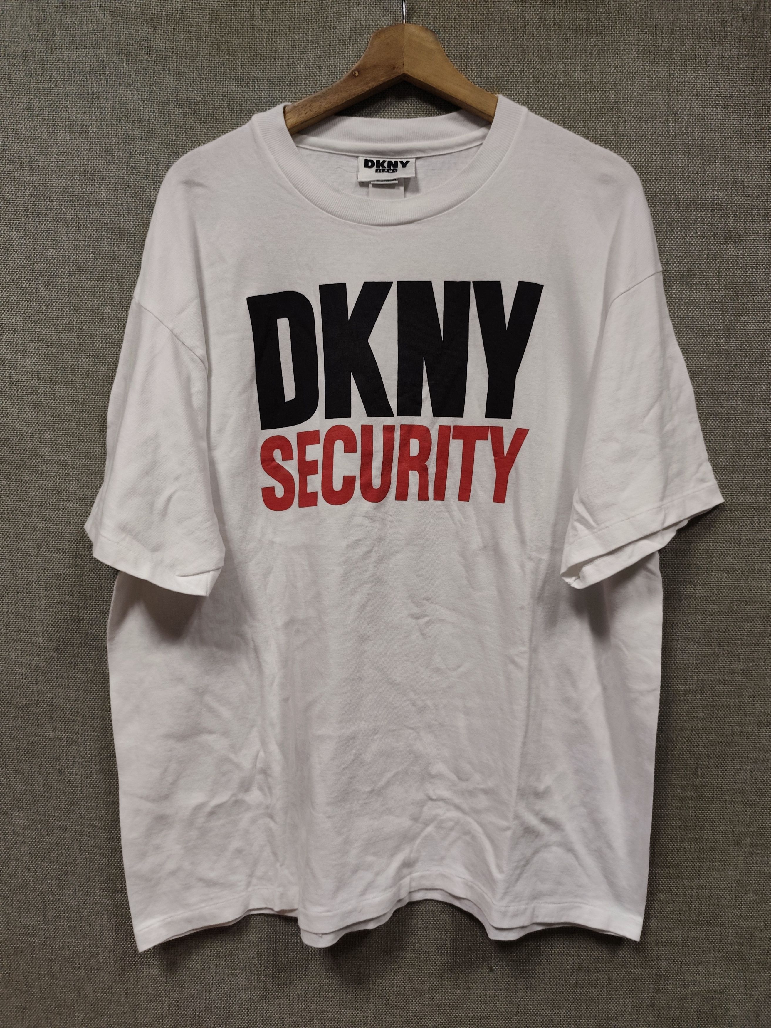 DKNY Vintage 90s t shirt DKNY Security Size US XL / EU 56 / 4 - 1 Thumbnail