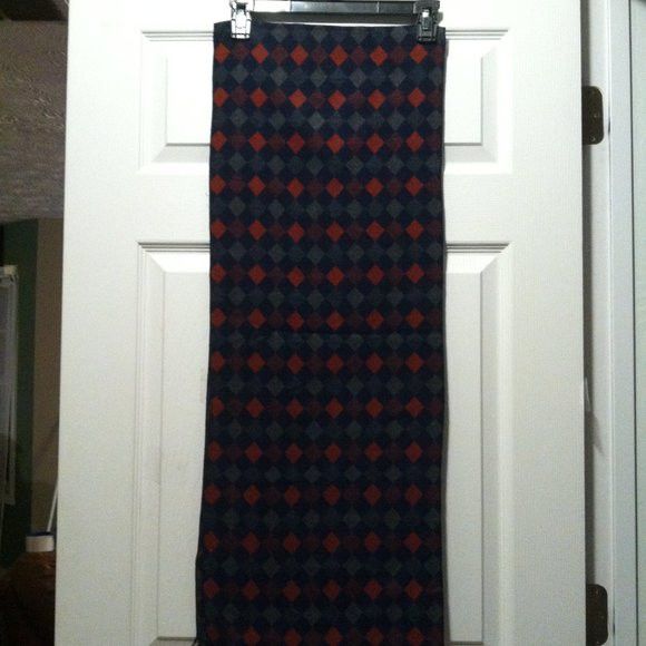 English Laundry ENGLISH LAUNDRY MEN'S NEW 100%POLYESTER SCARF 13 1/4" X 72" Size ONE SIZE - 1 Thumbnail