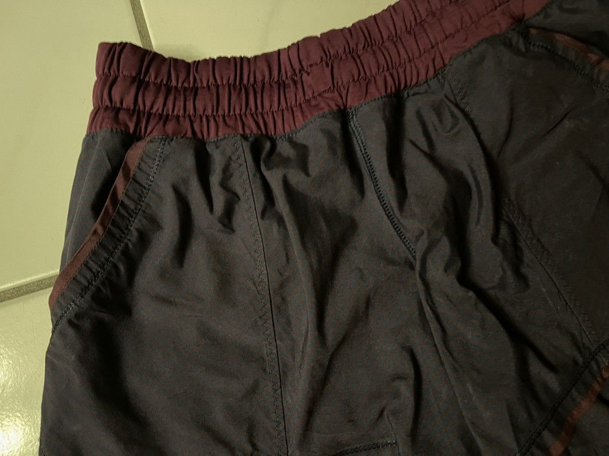 Lululemon Lululemon Women's Size 6 Running Shorts Size 28" / US 6 / IT 42 - 3 Thumbnail
