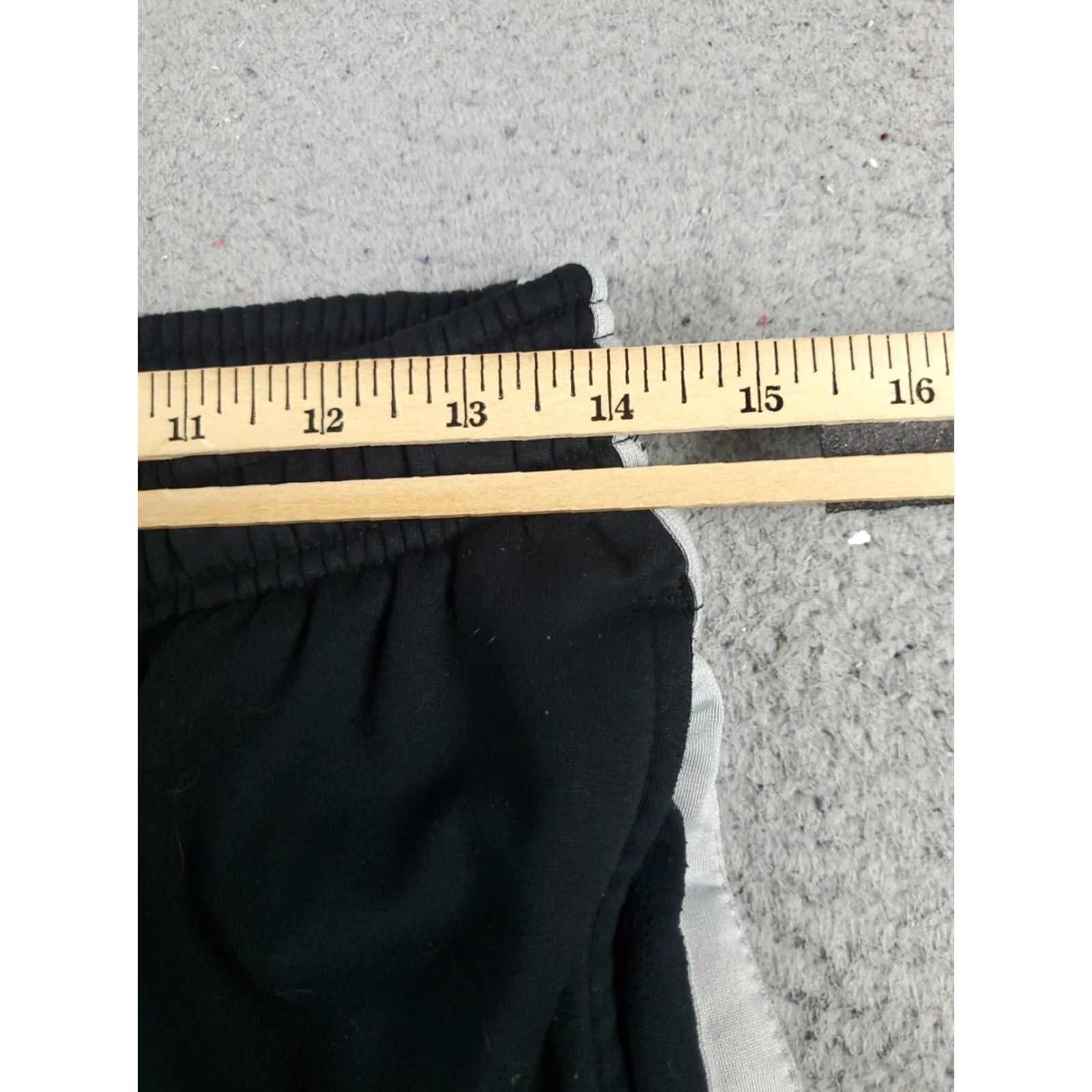 Reebok Reebok Pants Mens Size Large Black Running Track Sweatpants Sweatpants Regular Pockets Sports Activewear Casual Workwear Outerwear? Size US 33 - 3 Thumbnail