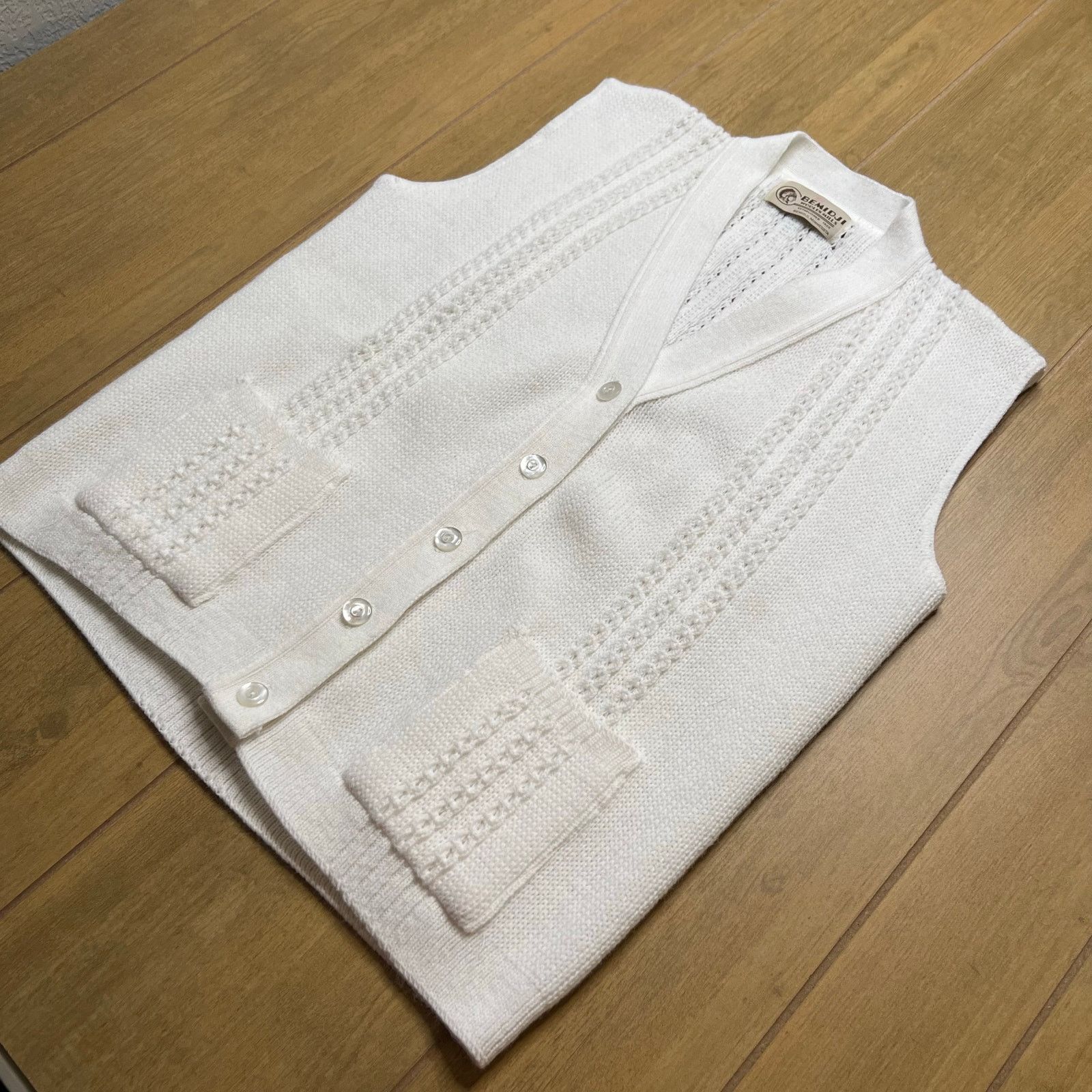 Vintage Vintage Bemidji Woolen Mills Knit Sweater Vest White USA M/L Size US M / EU 48-50 / 2 - 4 Thumbnail
