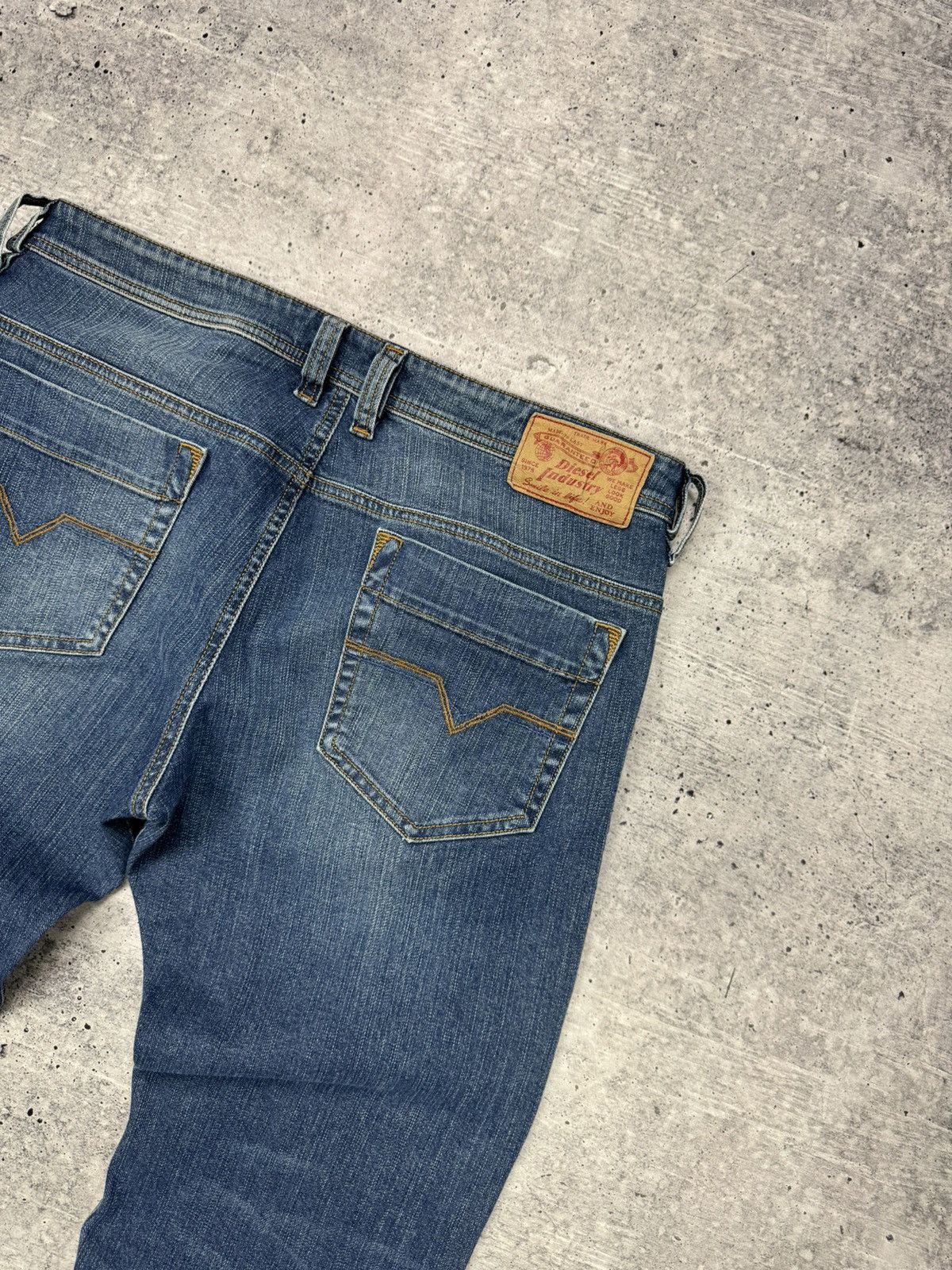 Diesel Vintage Diesel 90’s Y2K Style Blue Stonewashed Jeans Pants Size US 36 / EU 52 - 21 Thumbnail