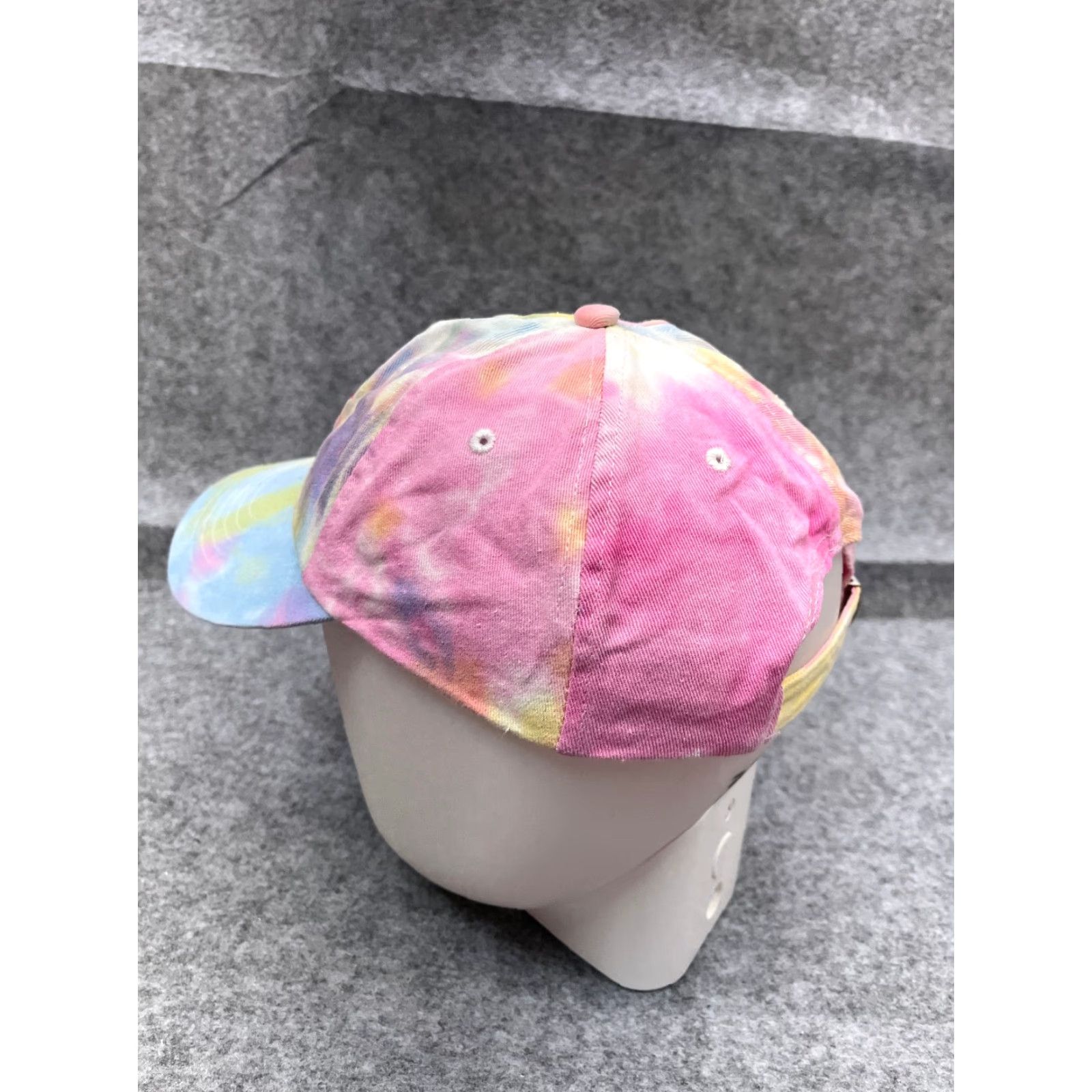 Vintage VINTAGE Jeffree Star Hat Cap Strap Back Women One Size Rainbow Tie Dye 100% Cotton Rare Size ONE SIZE - 5 Thumbnail