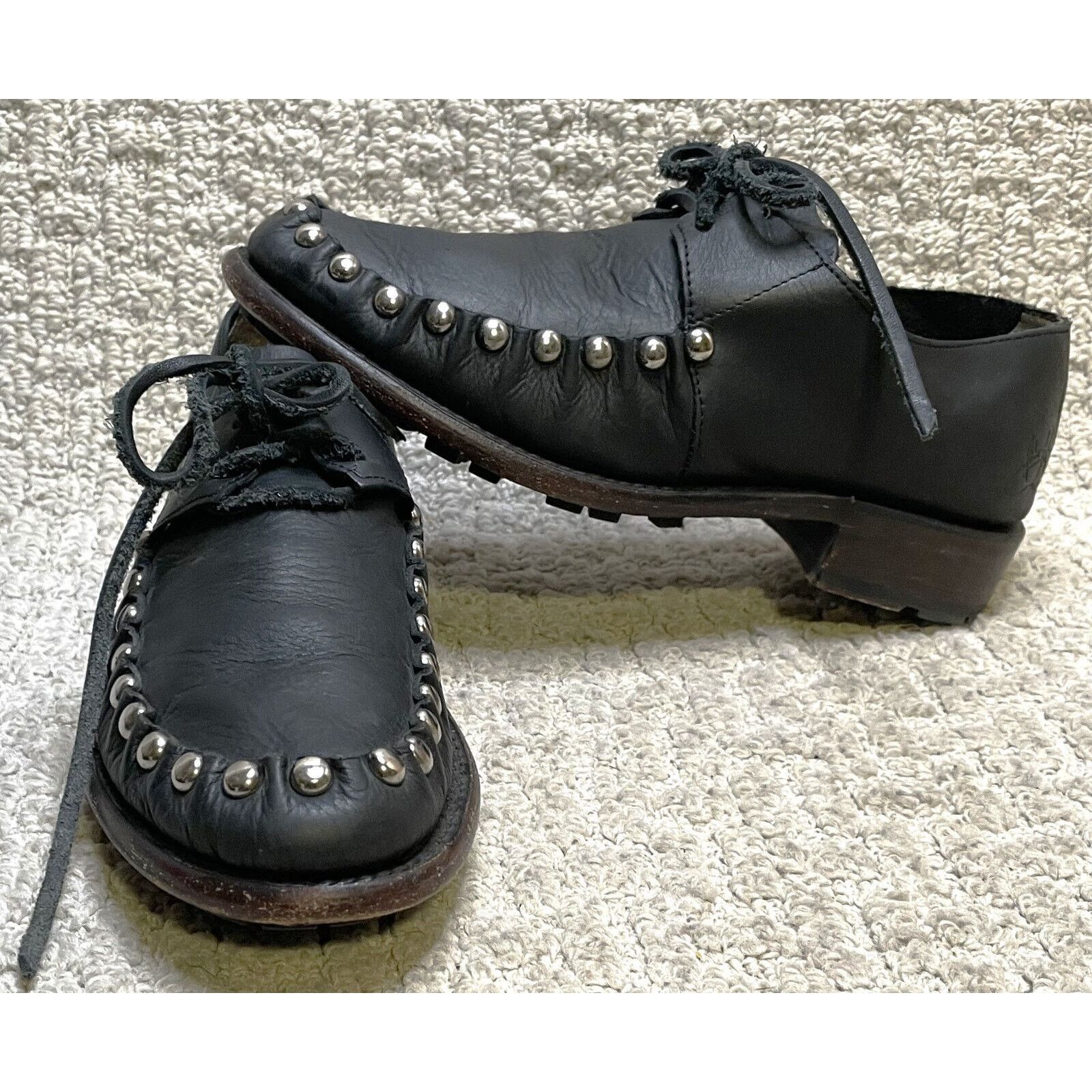 John Fluevog John Fluevog Black Leather Diotima Flats 6W Oxford Shoes Size US 6 / IT 36 - 2 Thumbnail