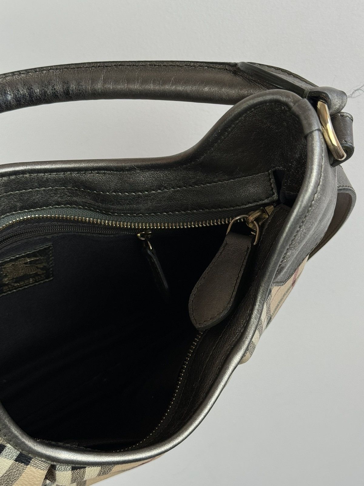 Burberry Leather shoulder bag Burberry original luxury casual item Size ONE SIZE - 7 Thumbnail