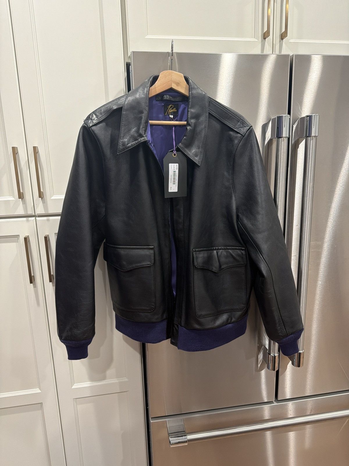 Needles Needles A-2 Jacket Cowhide Leather Jacket Black L size Kith Size US L / EU 52-54 / 3 - 1 Thumbnail
